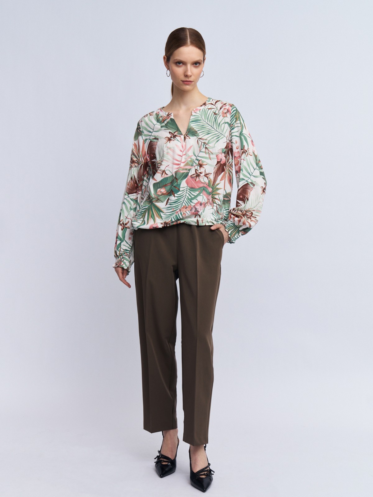 Блузка из вискозы на резинке с принтом