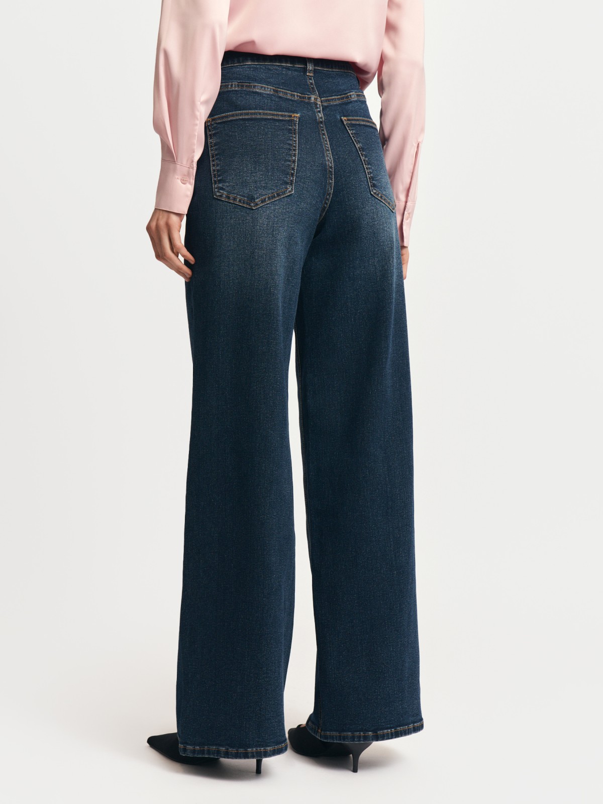 Джинсы силуэта Wide с высокой посадкой