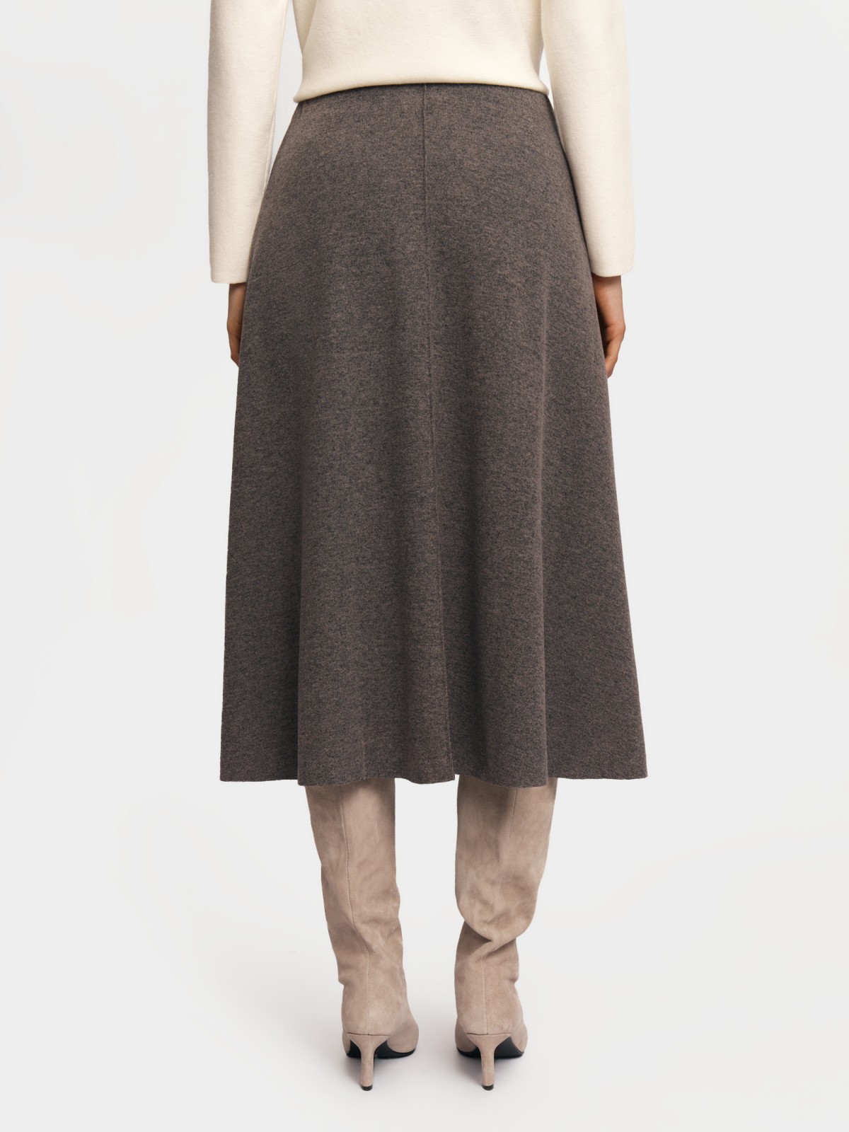 Трикотажная юбка миди