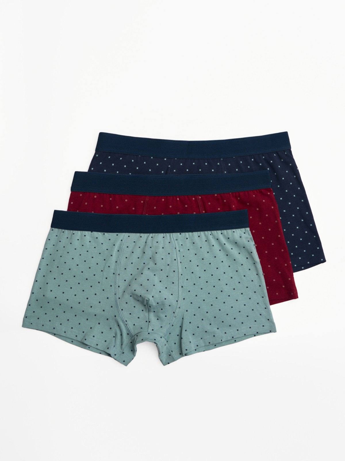 Набор трусов из хлопка 3 шт в комплекте 1299₽