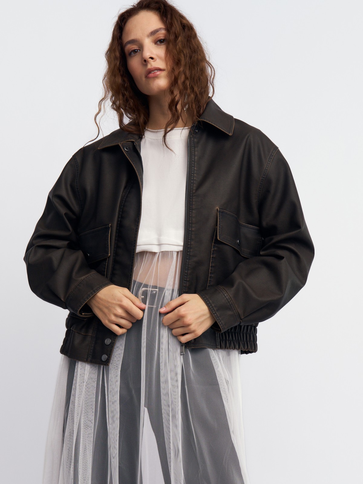 Футболка с подолом из сетки