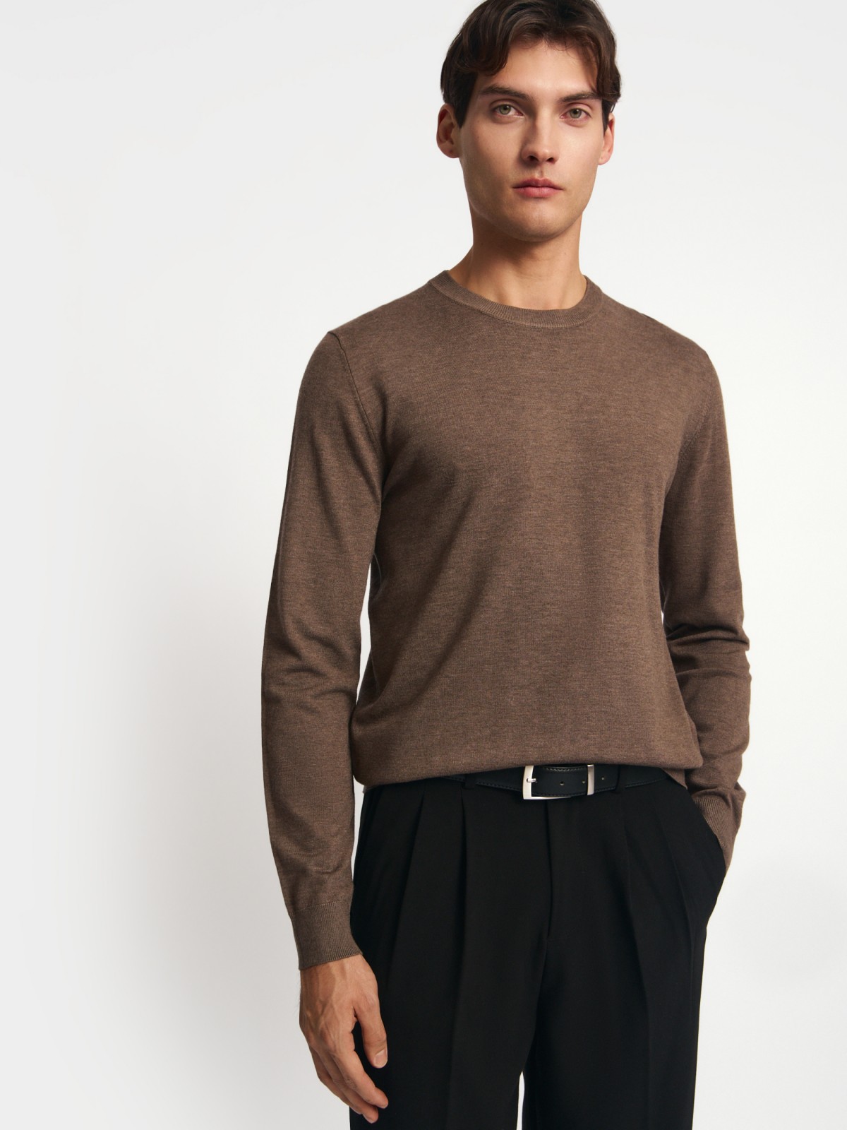 Тонкий трикотажный джемпер