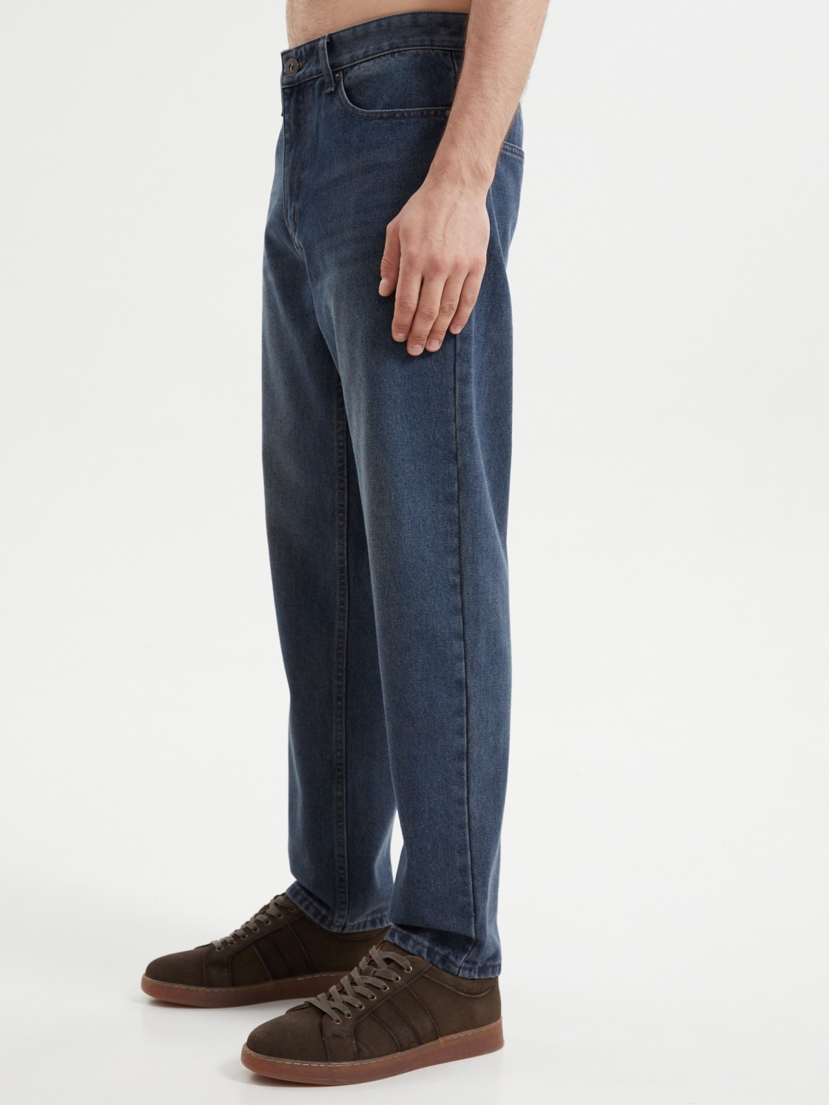 Джинсы фасона Tapered