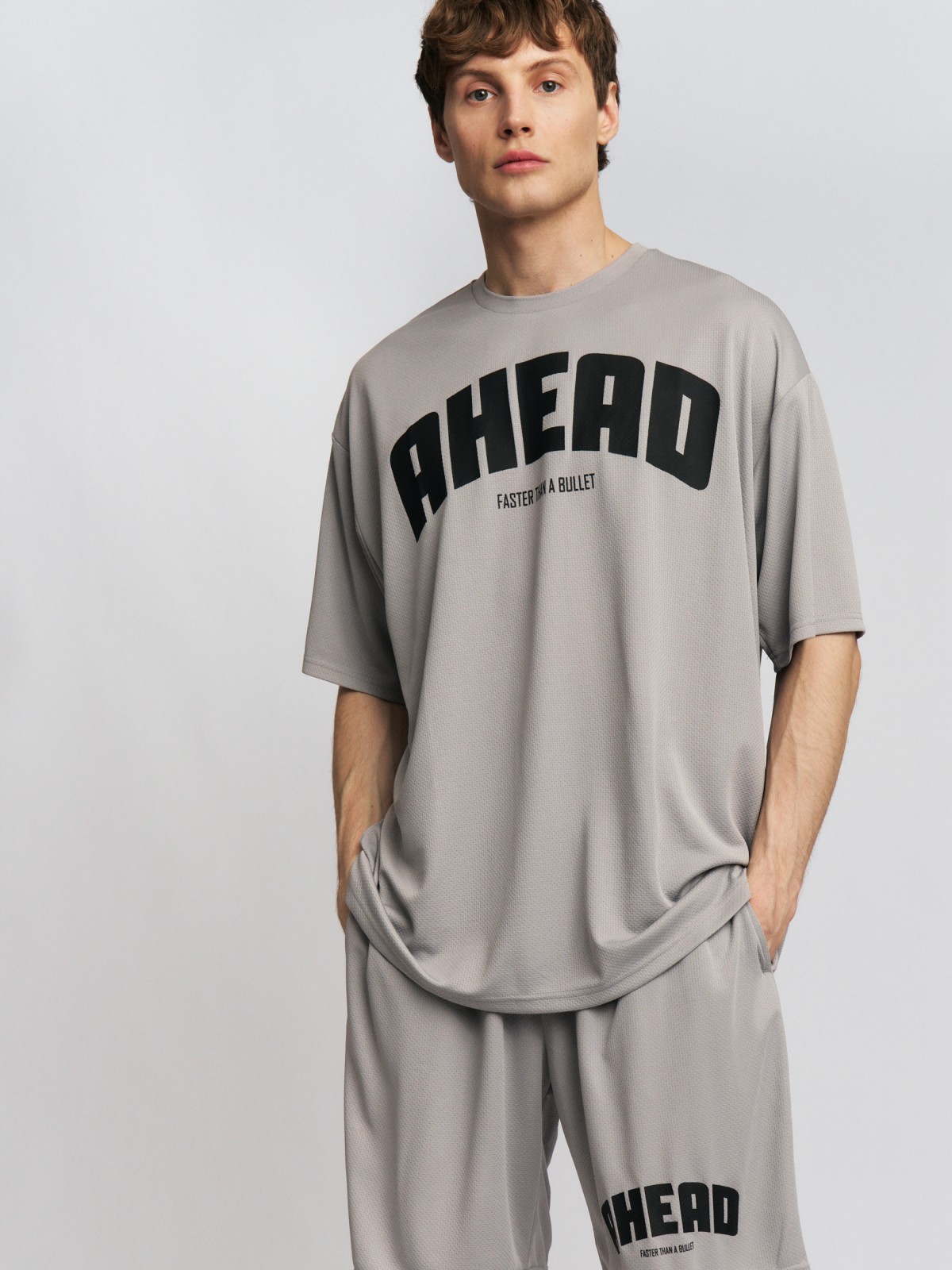 Футболка оверсайз с принтом