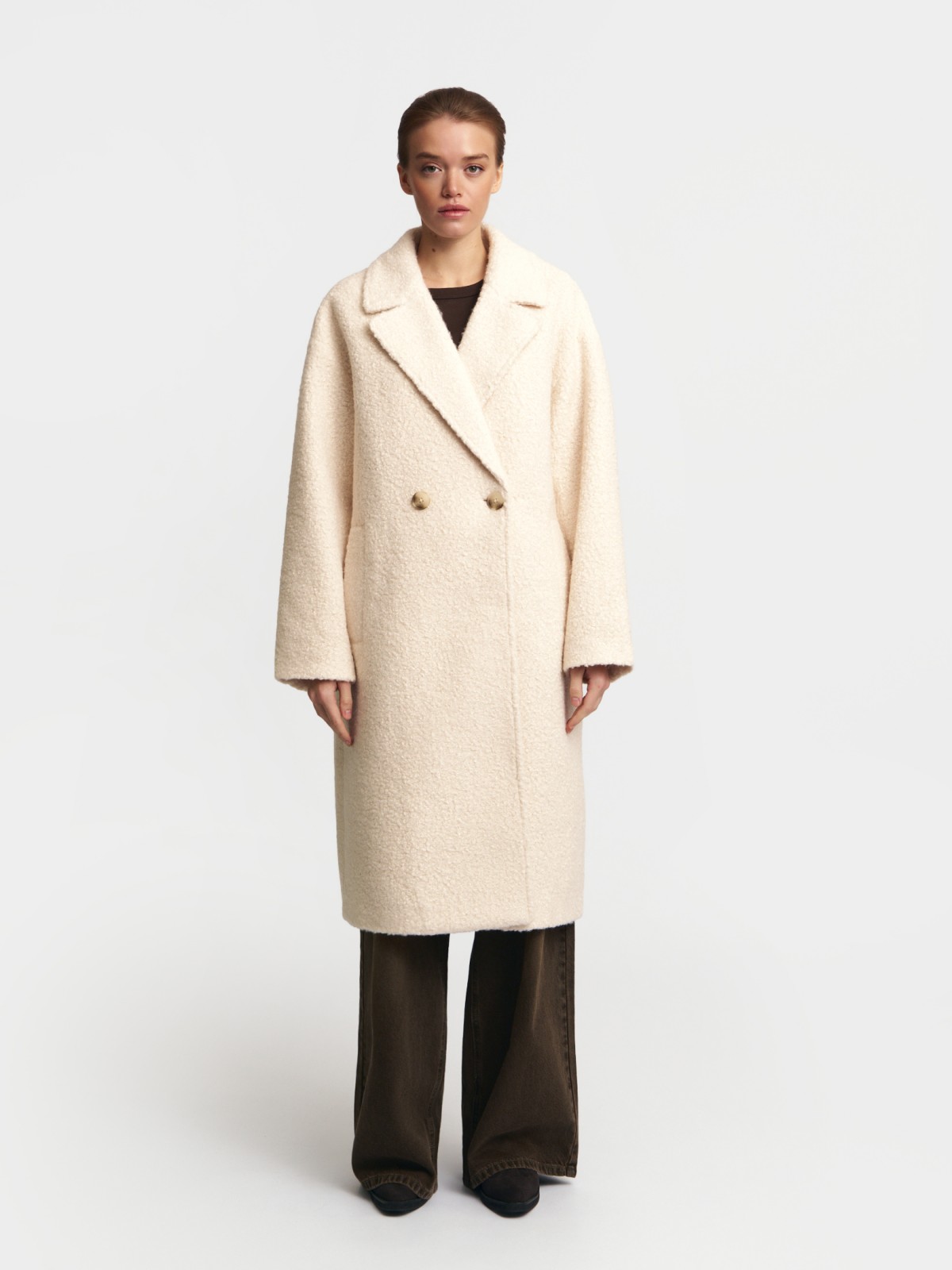 Пальто оверсайз из ткани букле без утеплителя