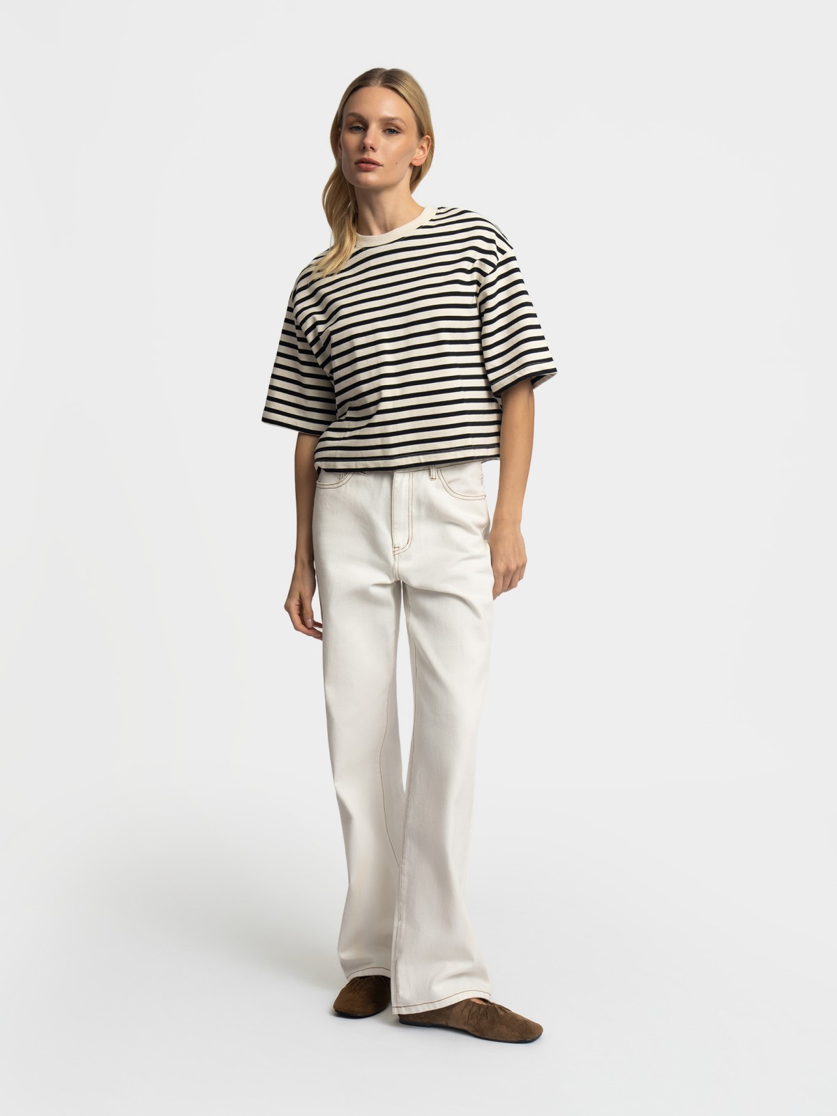 Короткая оверсайз футболка из хлопка