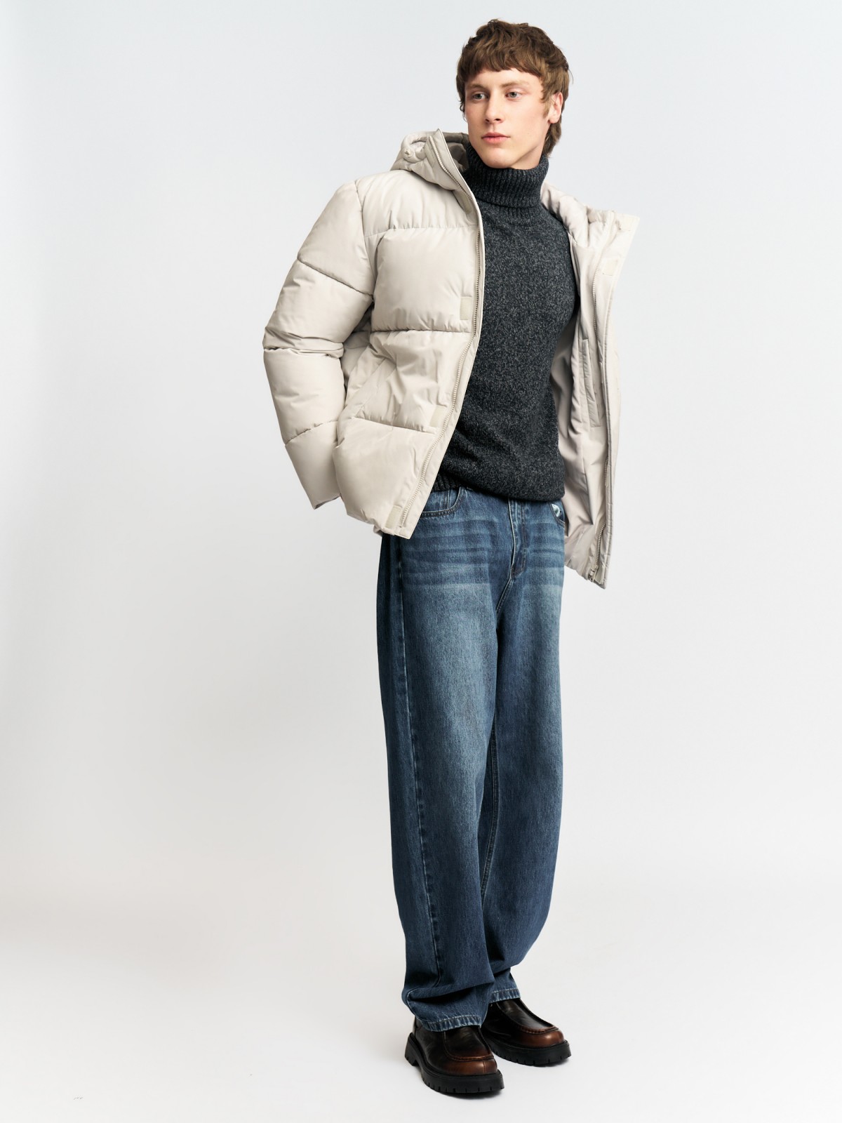 Тёплая стёганая куртка с капюшоном