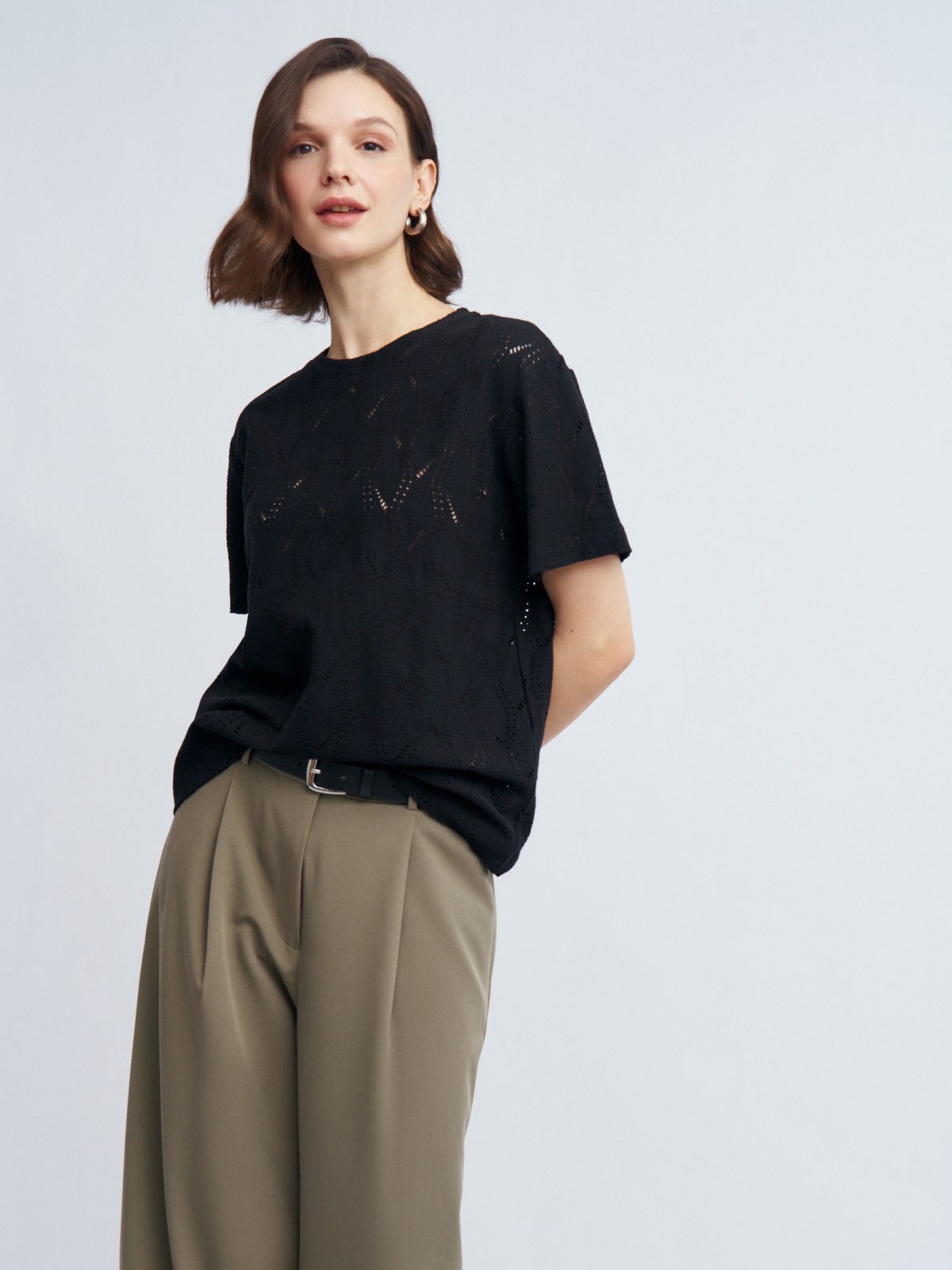 Ажурная футболка из хлопка