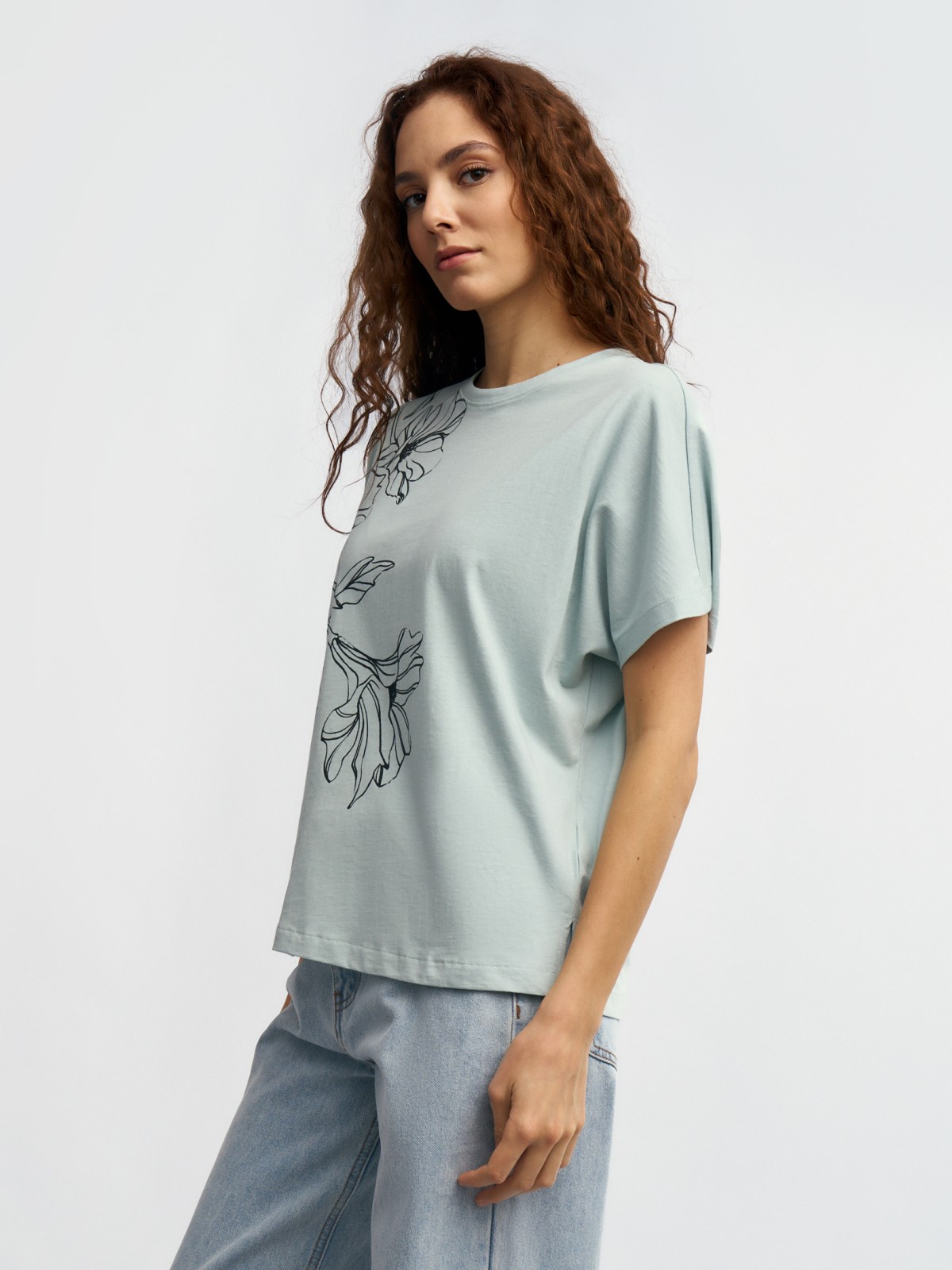 Футболка из хлопка с цветочным принтом