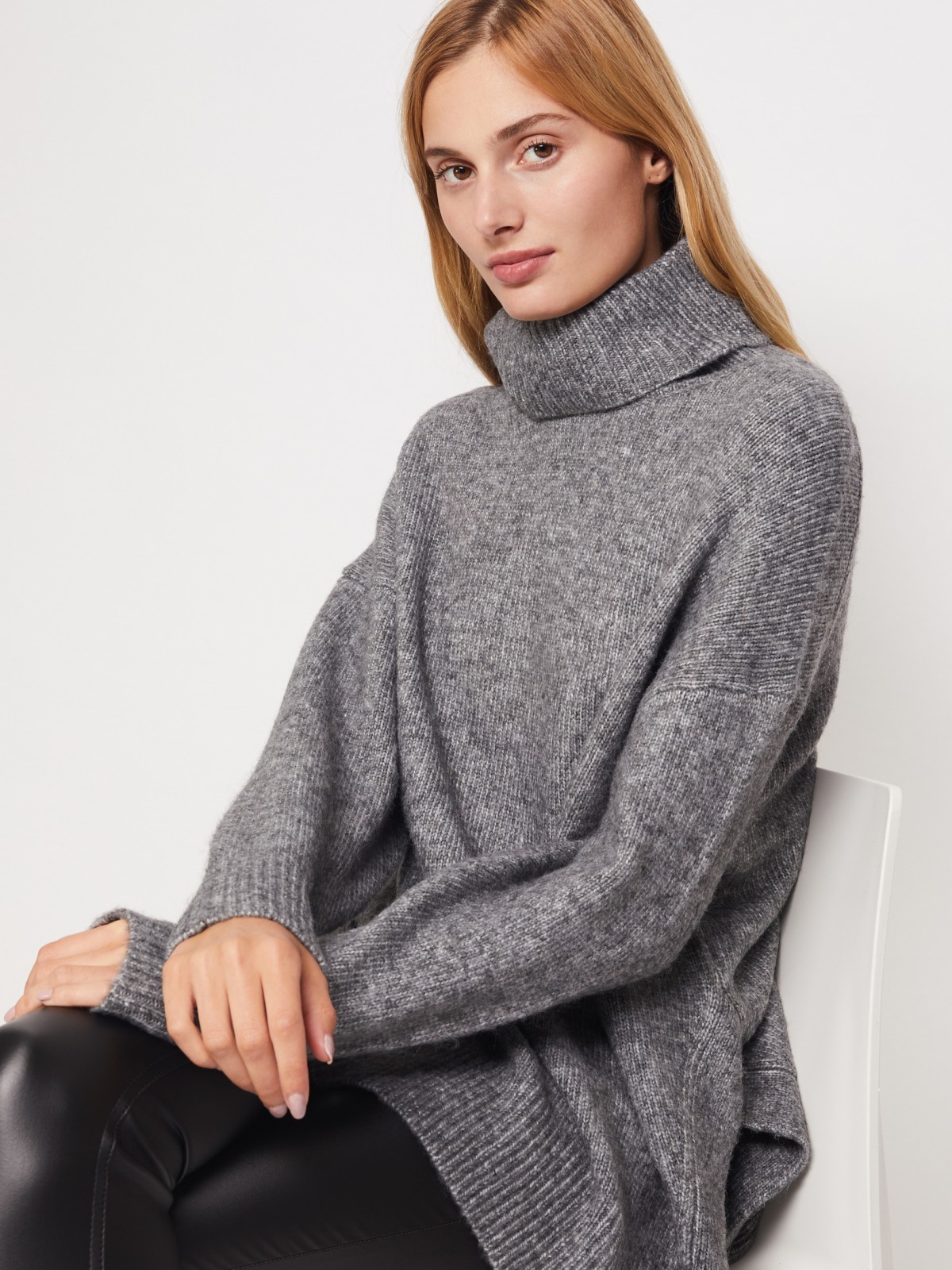 Вязаный свитер оверсайз zolla 221346193063, цвет серый, размер XS - фото 3