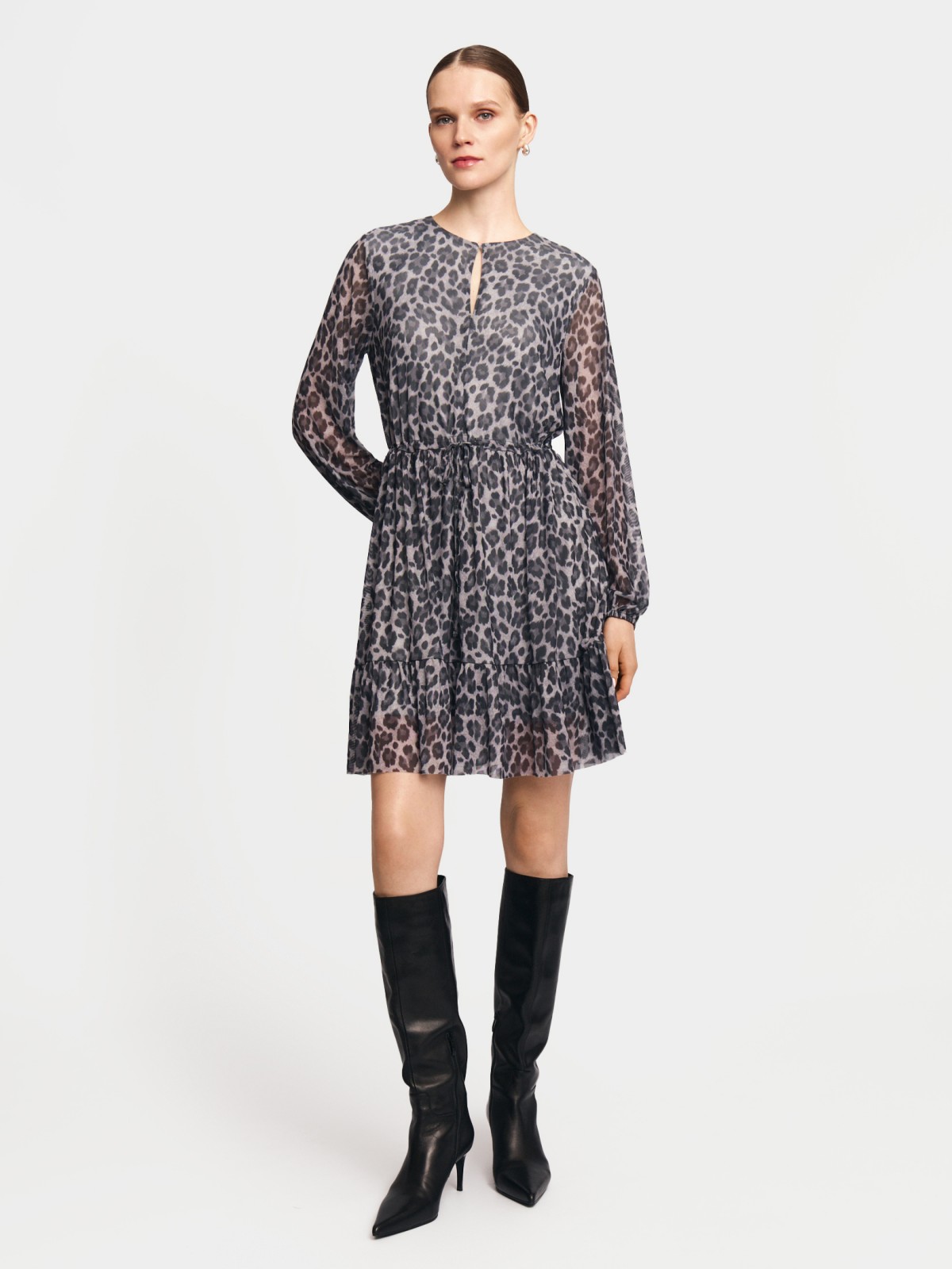 Леопардовое платье мини из сетки на кулиске