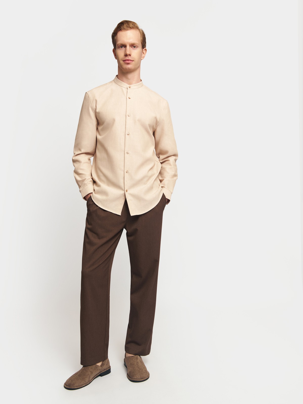 Офисная рубашка с воротником-стойкой и длинным рукавом