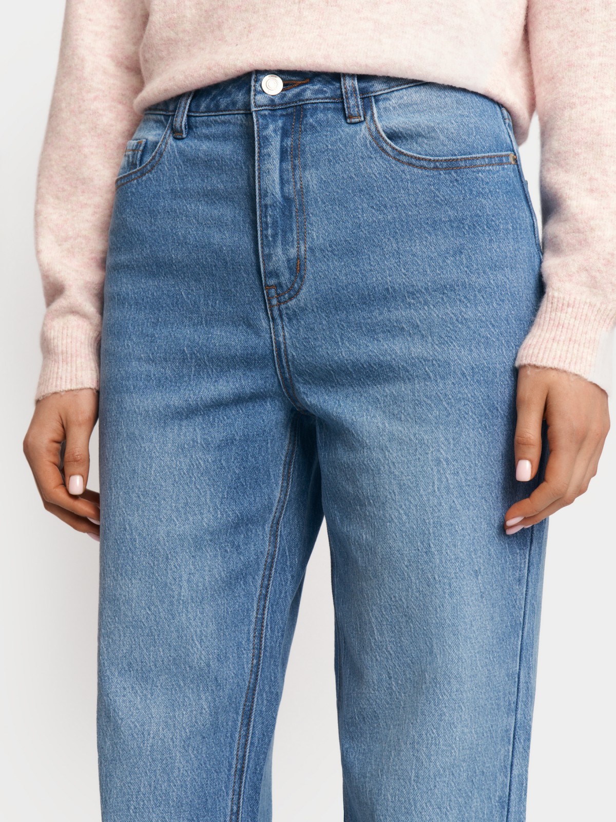 Джинсы прямого силуэта с высокой посадкой