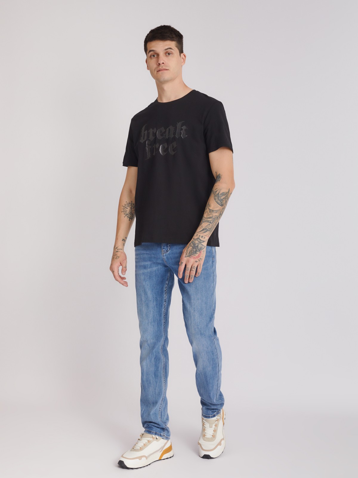 Футболка из хлопка с принтом-надписью