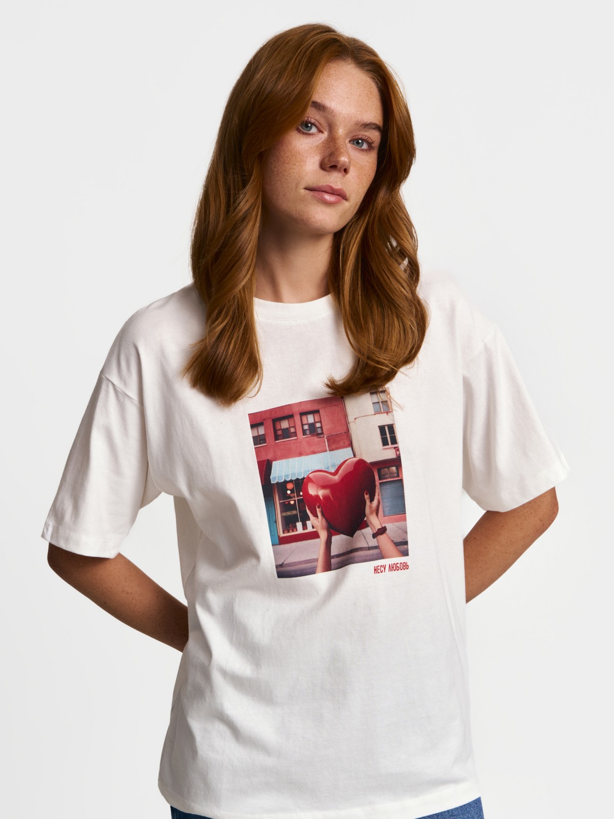 Трикотажная футболка из хлопка с принтом