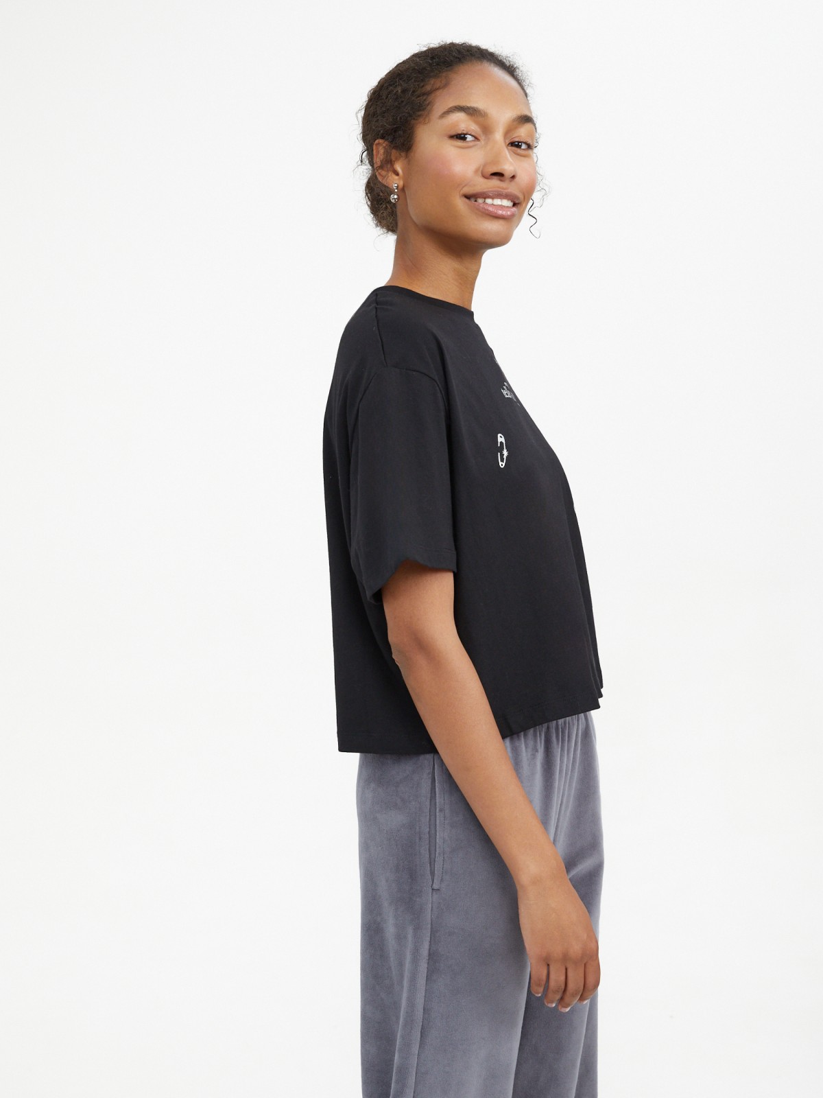 Короткая футболка с принтом