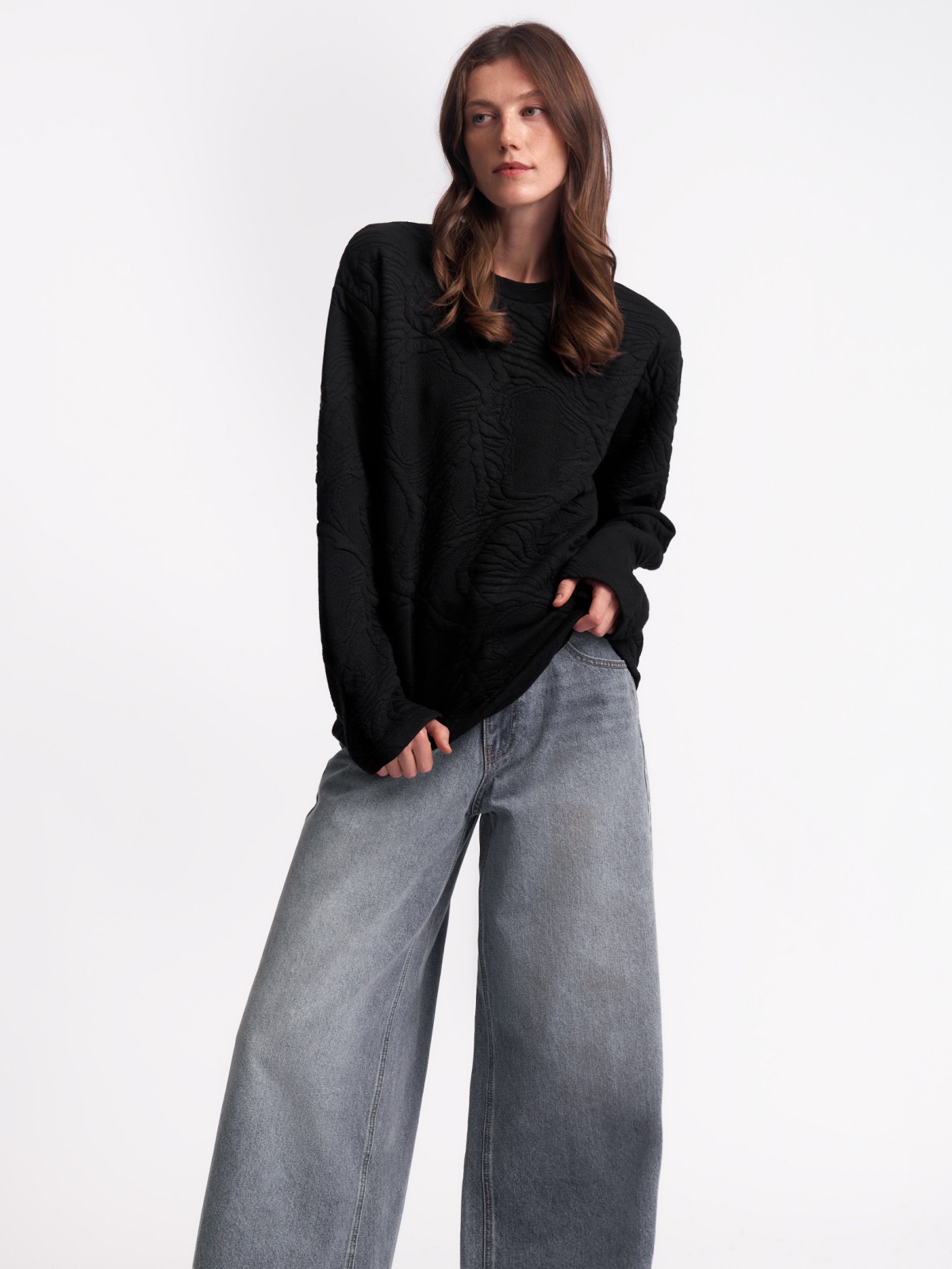 Свитшот с фактурным узором