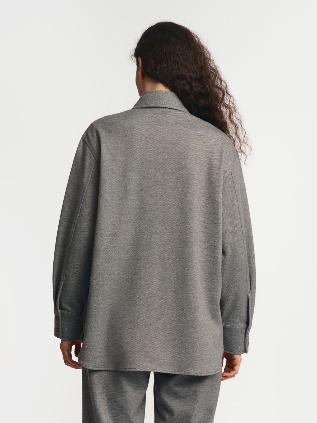 Верхняя рубашка на пуговицах