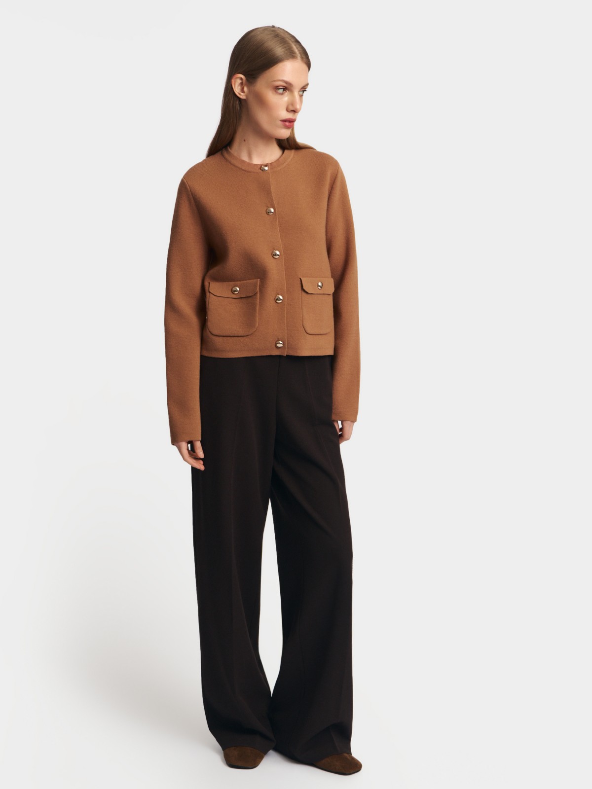 Короткий кардиган-жакет на пуговицах