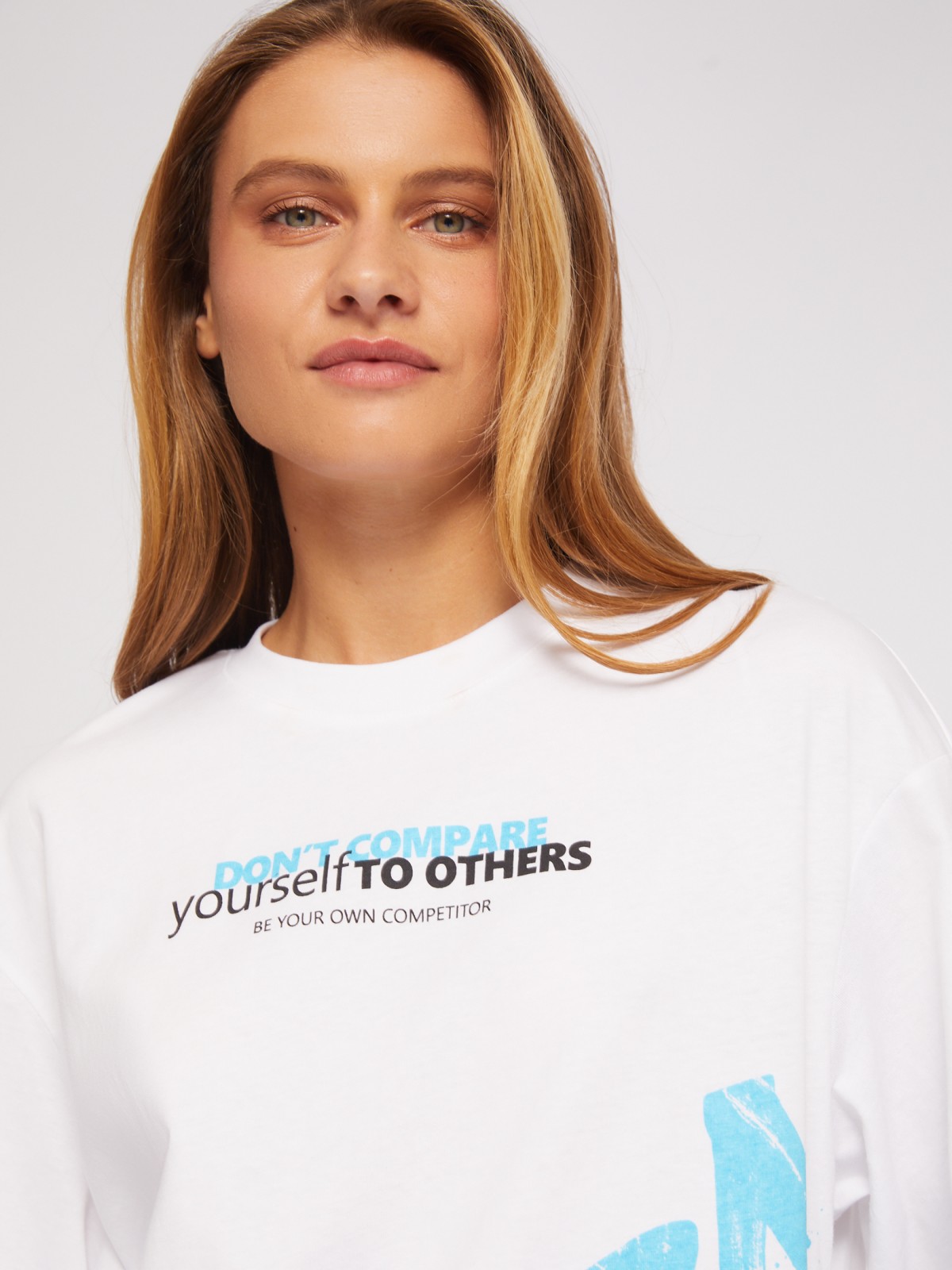 Футболка оверсайз из хлопка с надписями