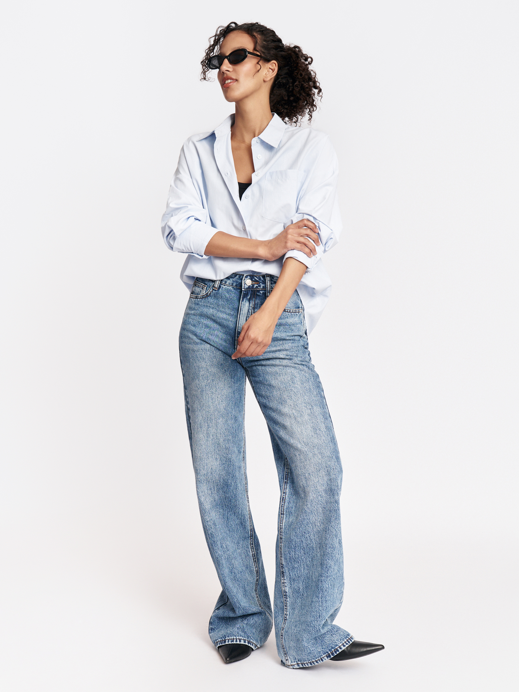 Джинсы прямого силуэта с высокой посадкой