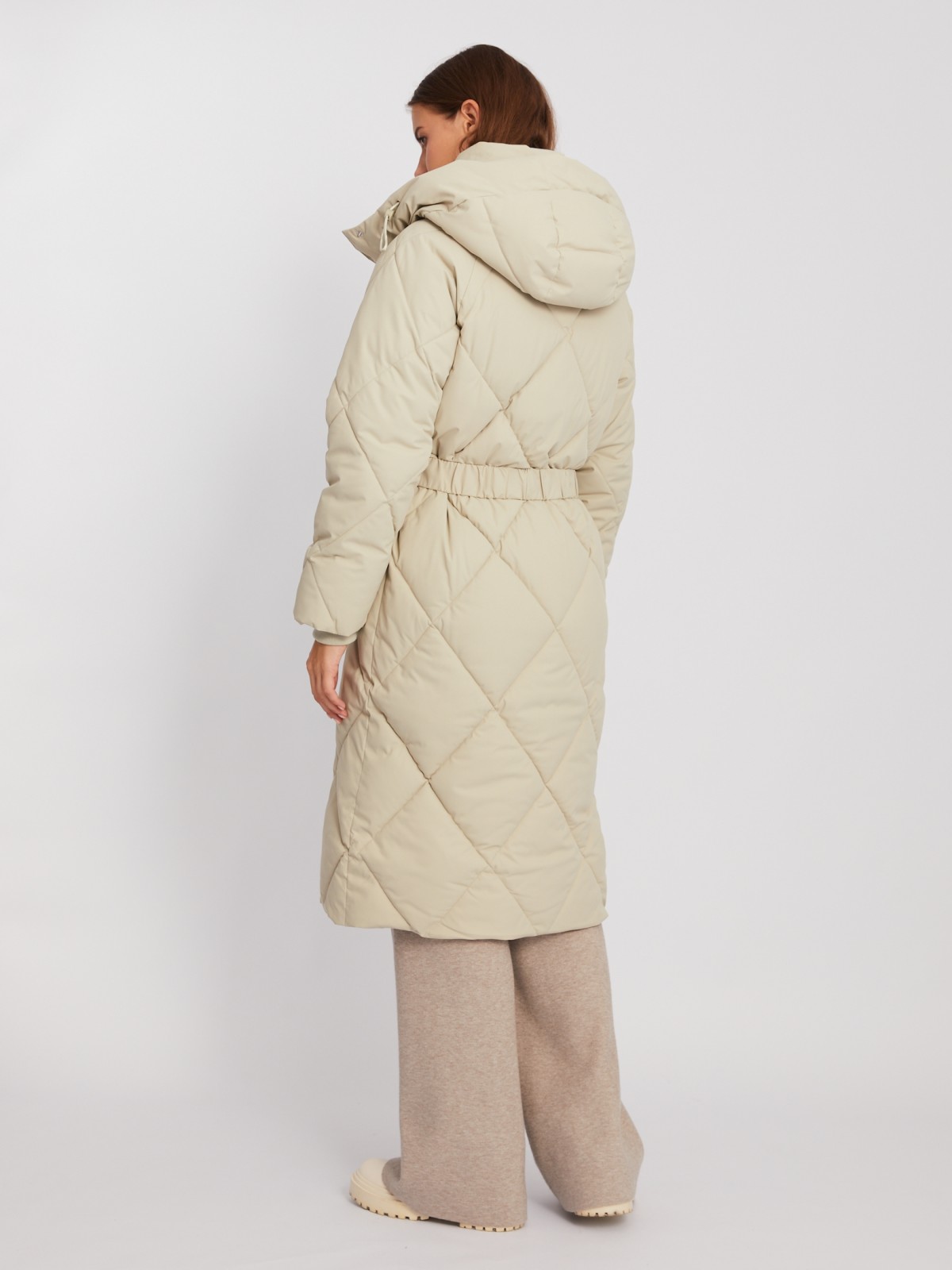 Тёплая стёганая куртка-пальто с капюшоном и поясом zolla 023425272134, цвет бежевый, размер XS - фото 6