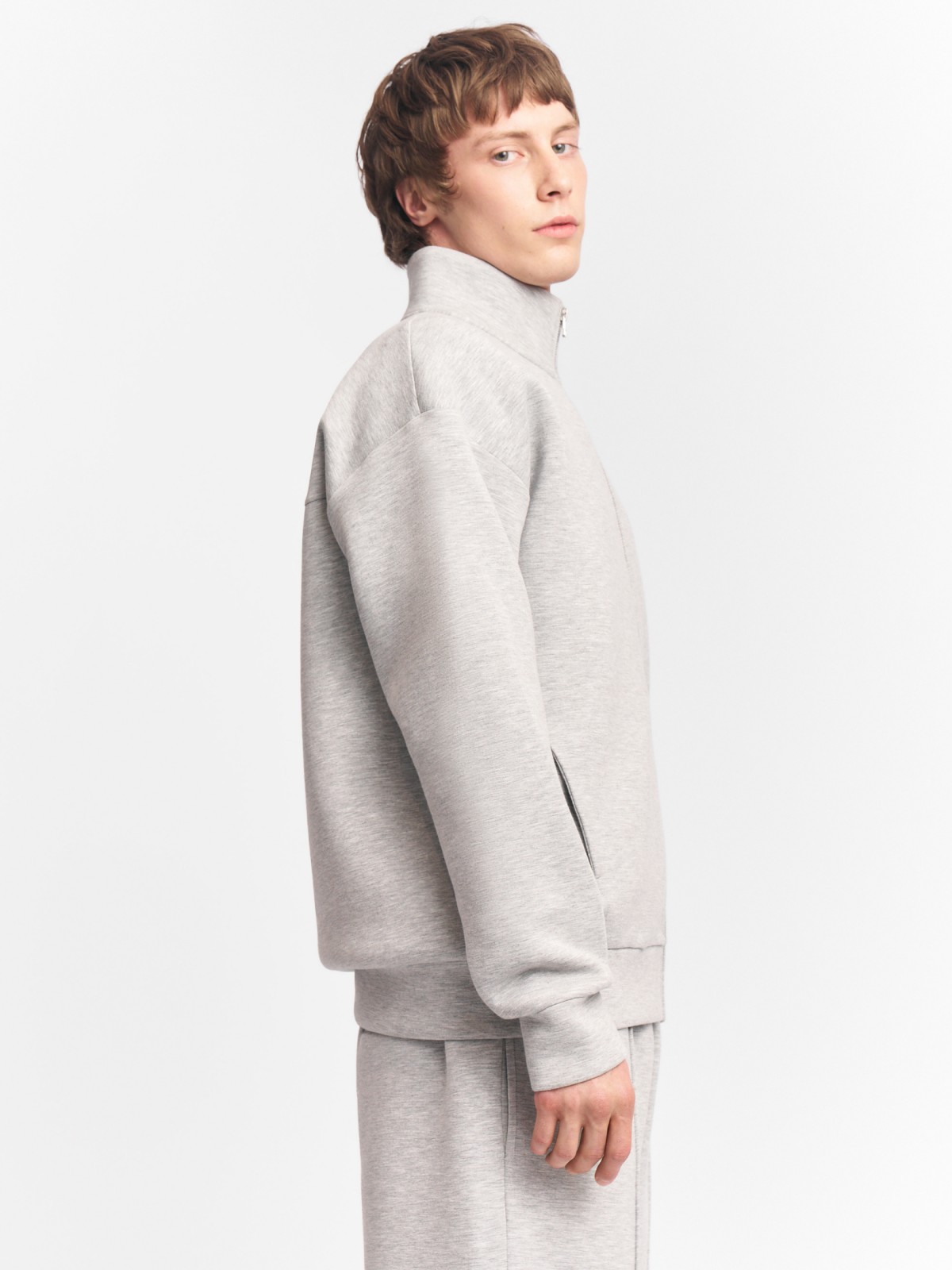 Толстовка на молнии с воротником однотонная