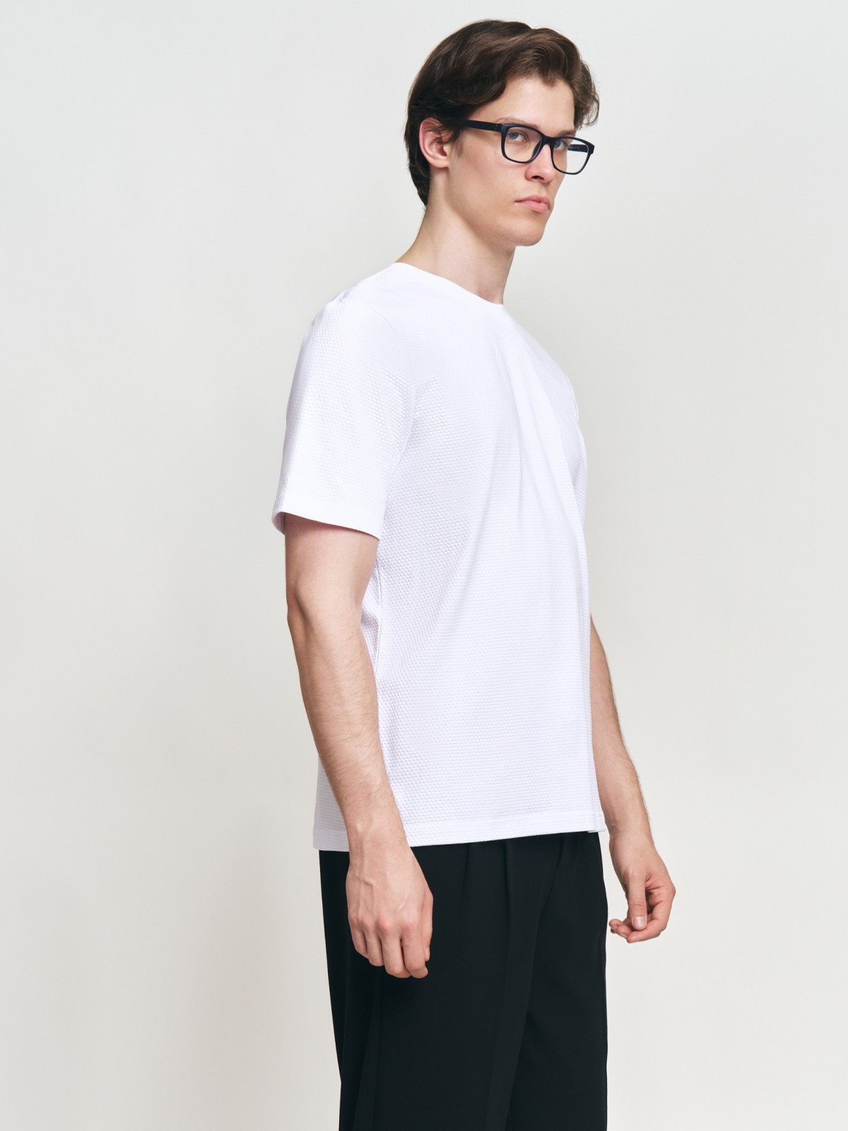 Футболка из хлопка с круглым вырезом