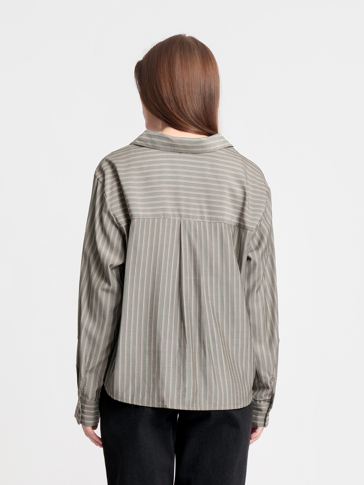 Блузка с  длинными рукавами