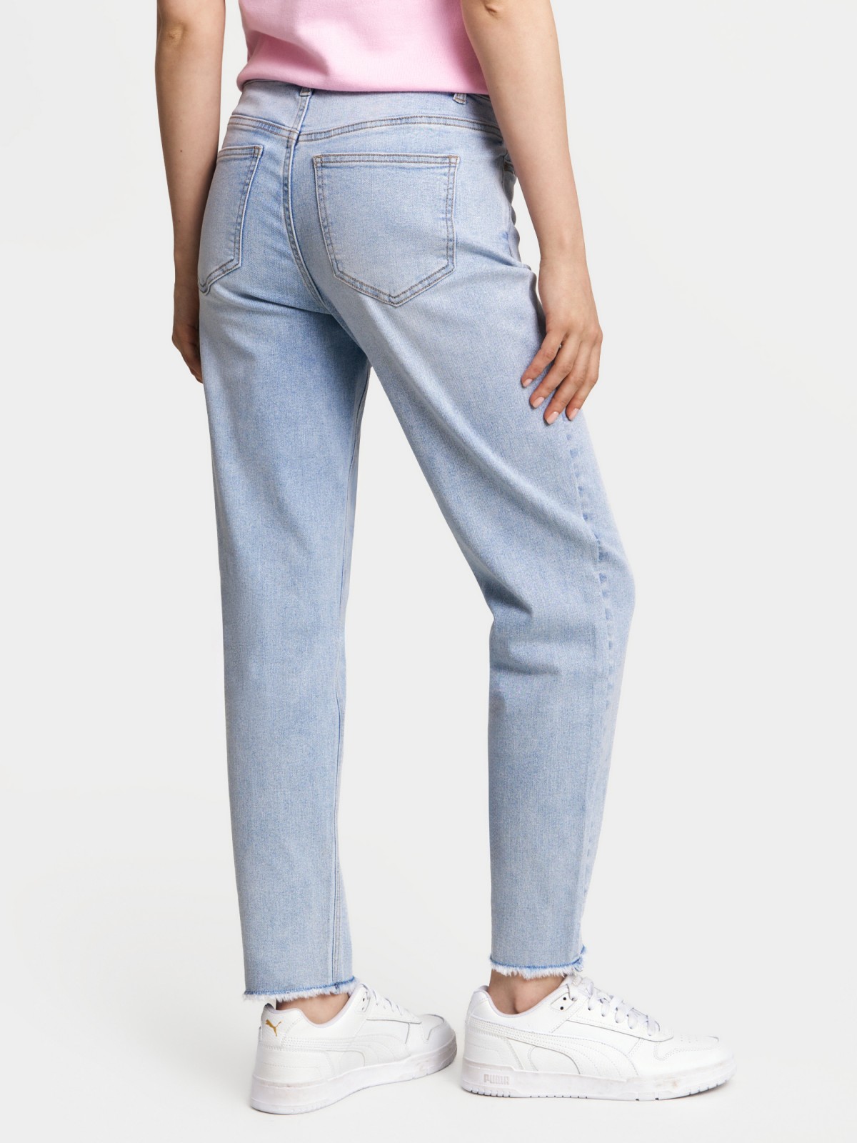 Джинсы силуэта Boyfriend с платком