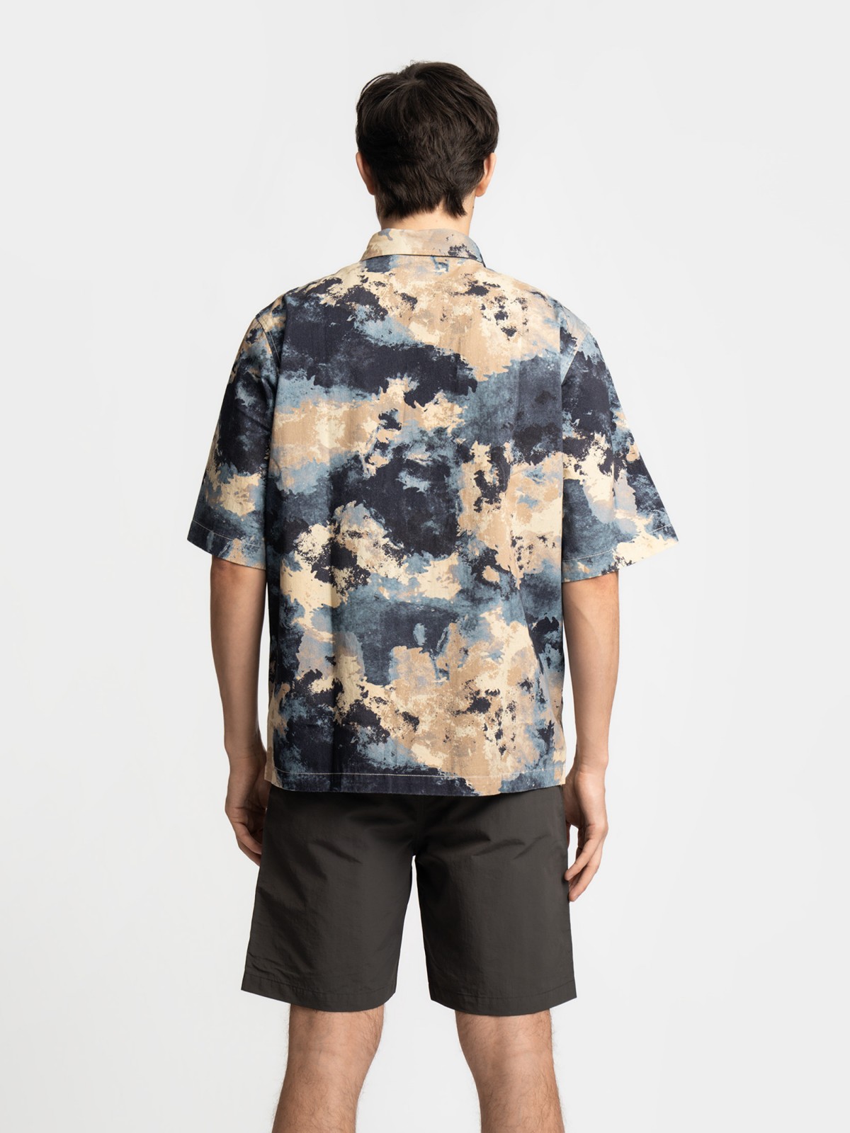 Рубашка с  короткими рукавами