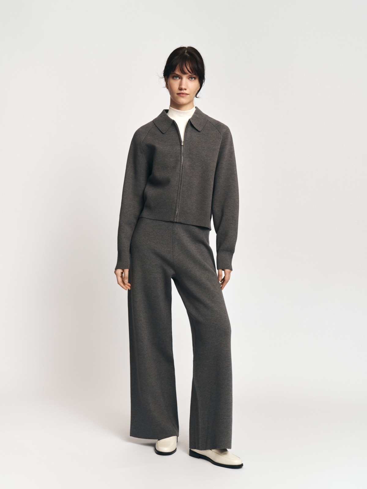 Трикотажный кардиган на молнии