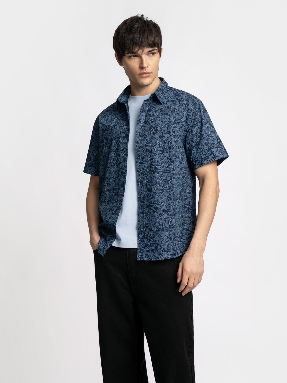 Рубашка с  короткими рукавами