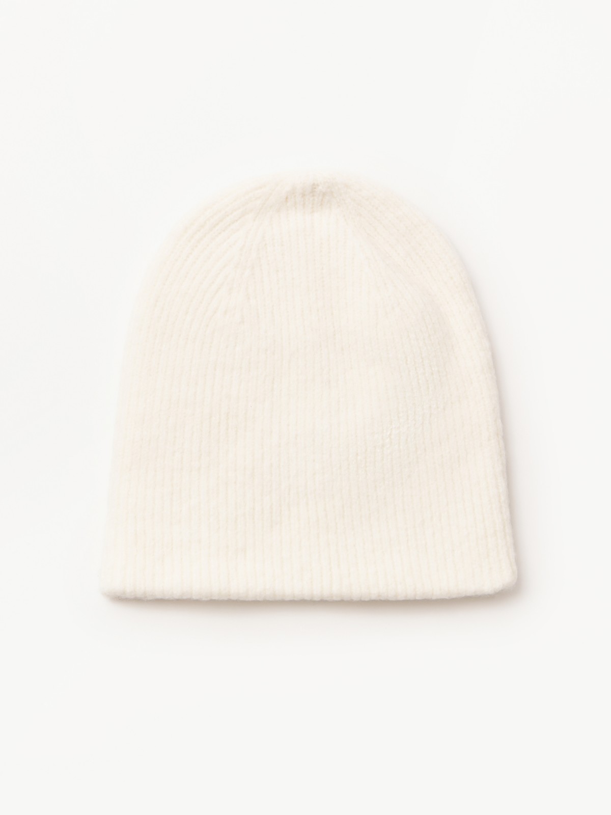 Вязаная шапка-бини с шерстью