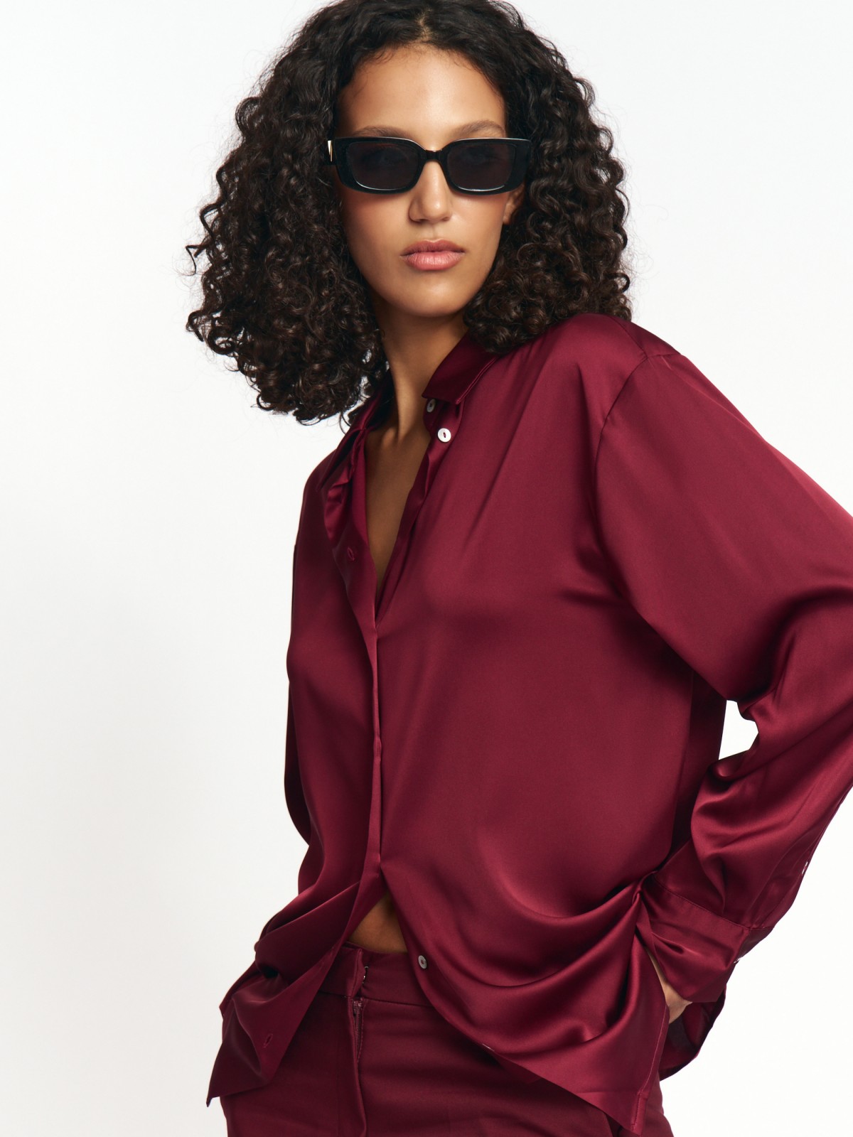 Офисная атласная рубашка