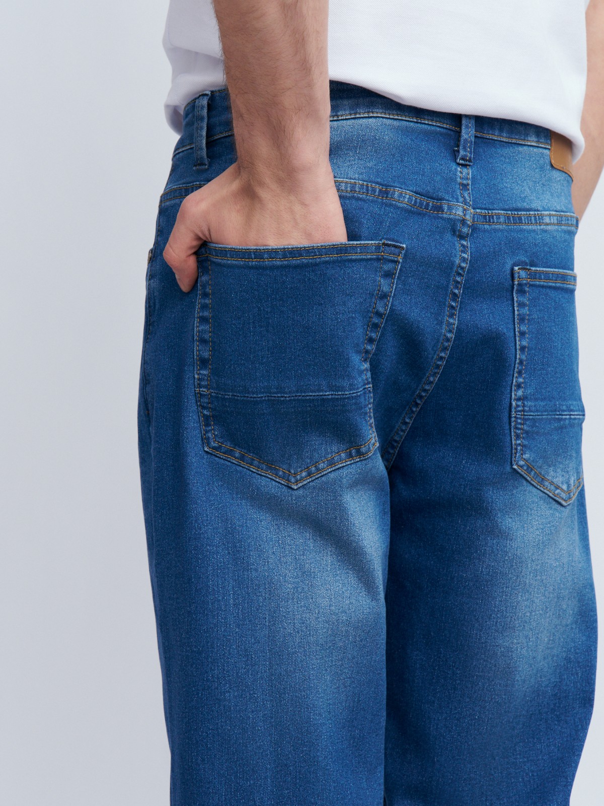 Джинсы прямого фасона Regular