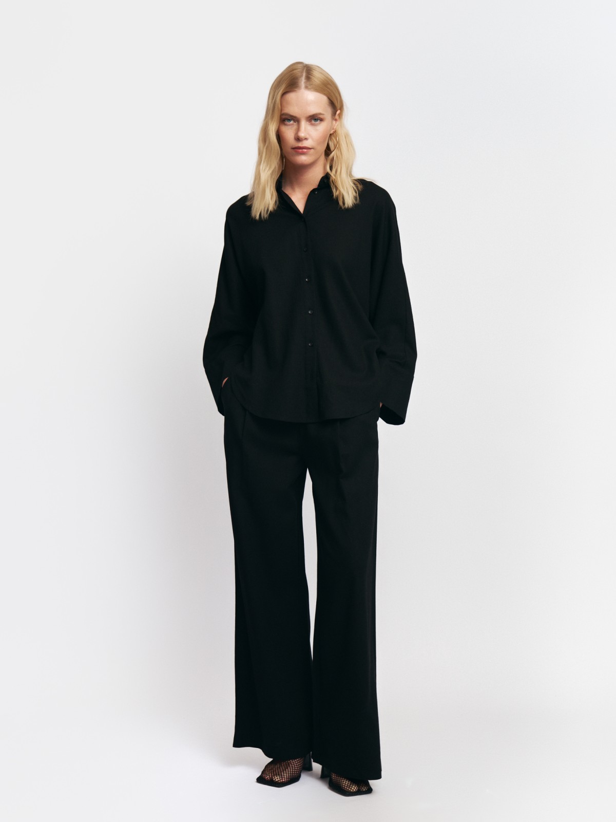 Льняная рубашка с укороченным рукавом