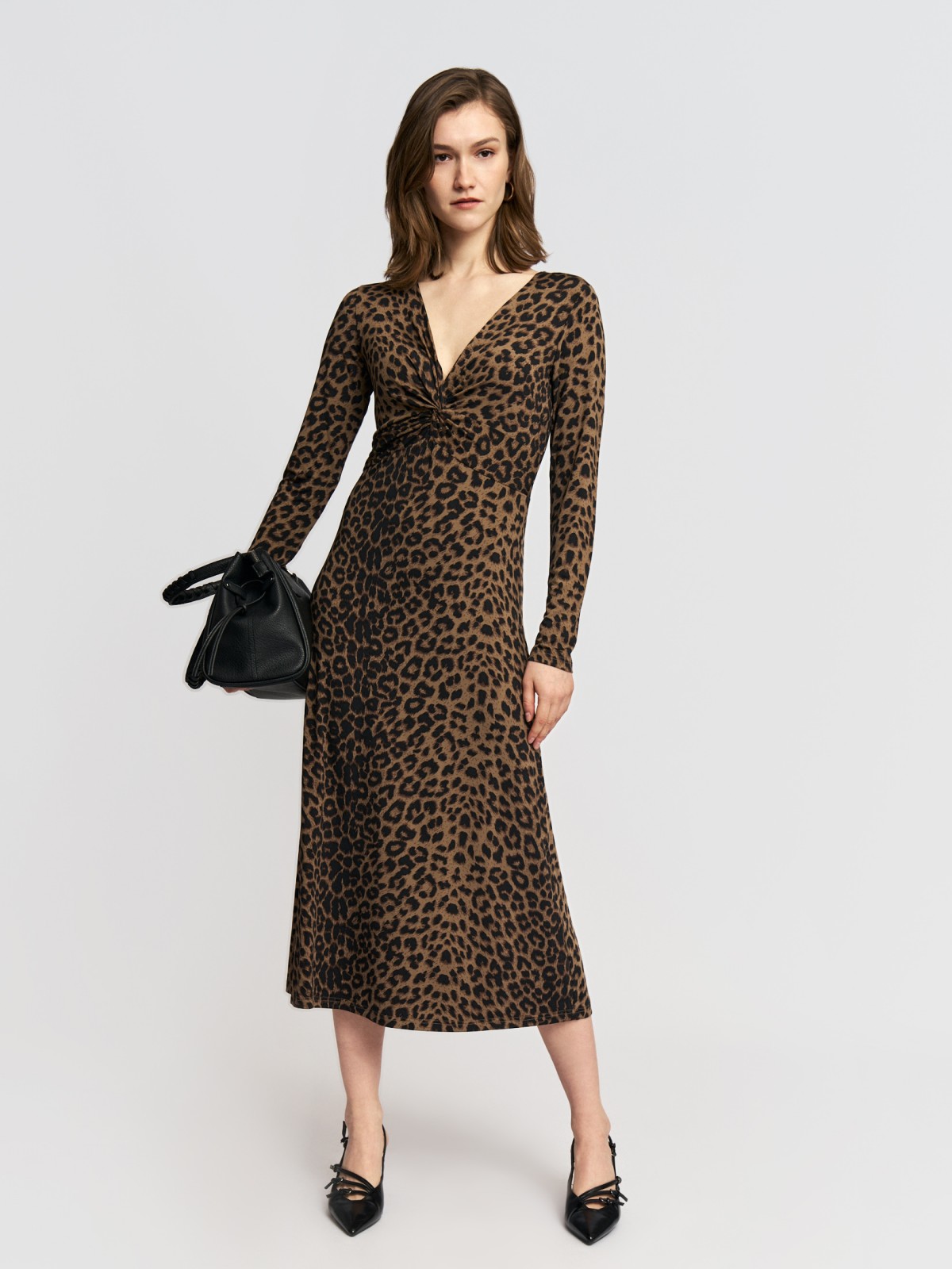 Леопардовое платье миди с декоративным узлом