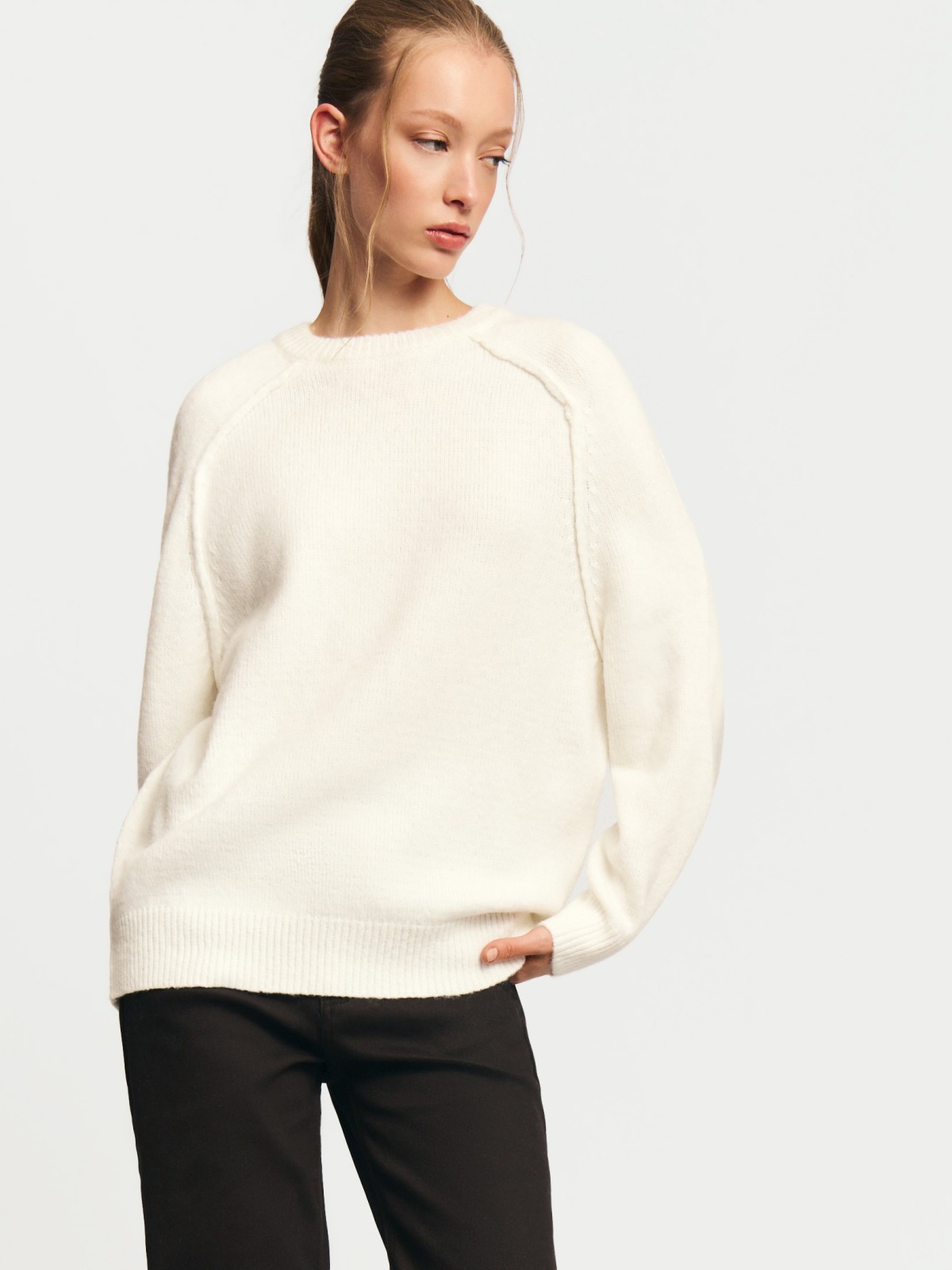 Вязаный джемпер с фактурными швами