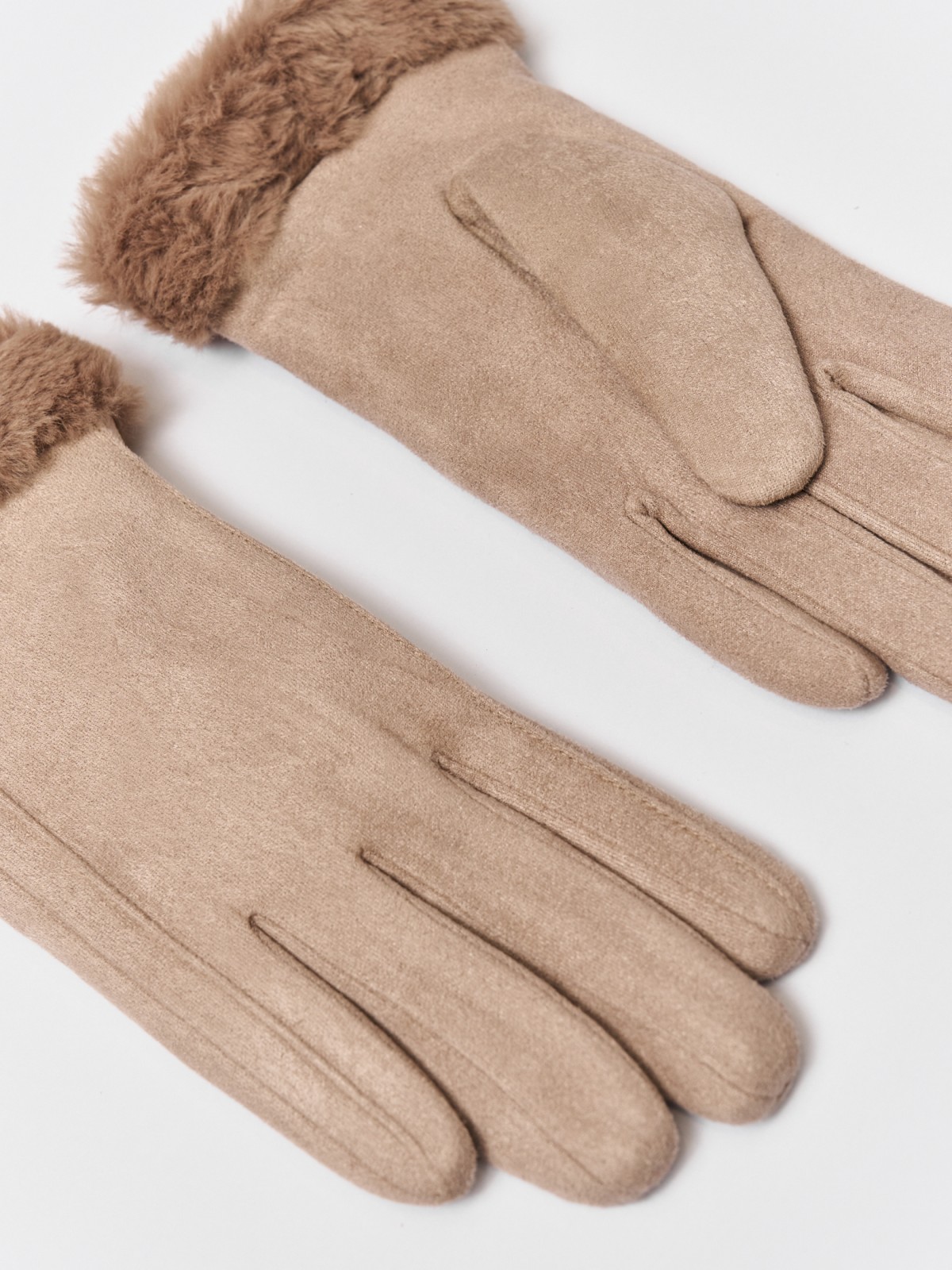 Тёплые перчатки с опушкой и подкладкой из экомеха