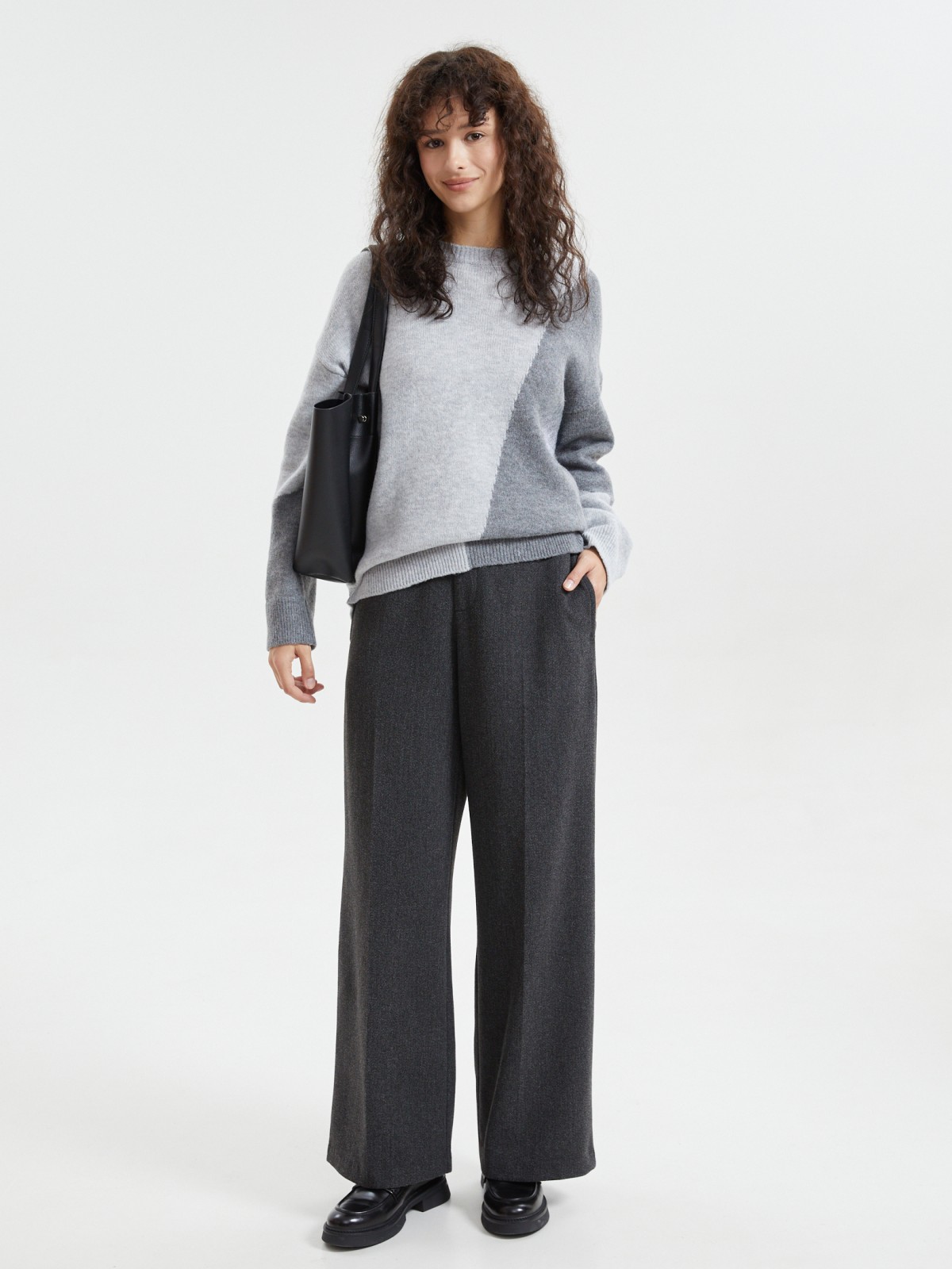 Офисные прямые брюки со стрелками