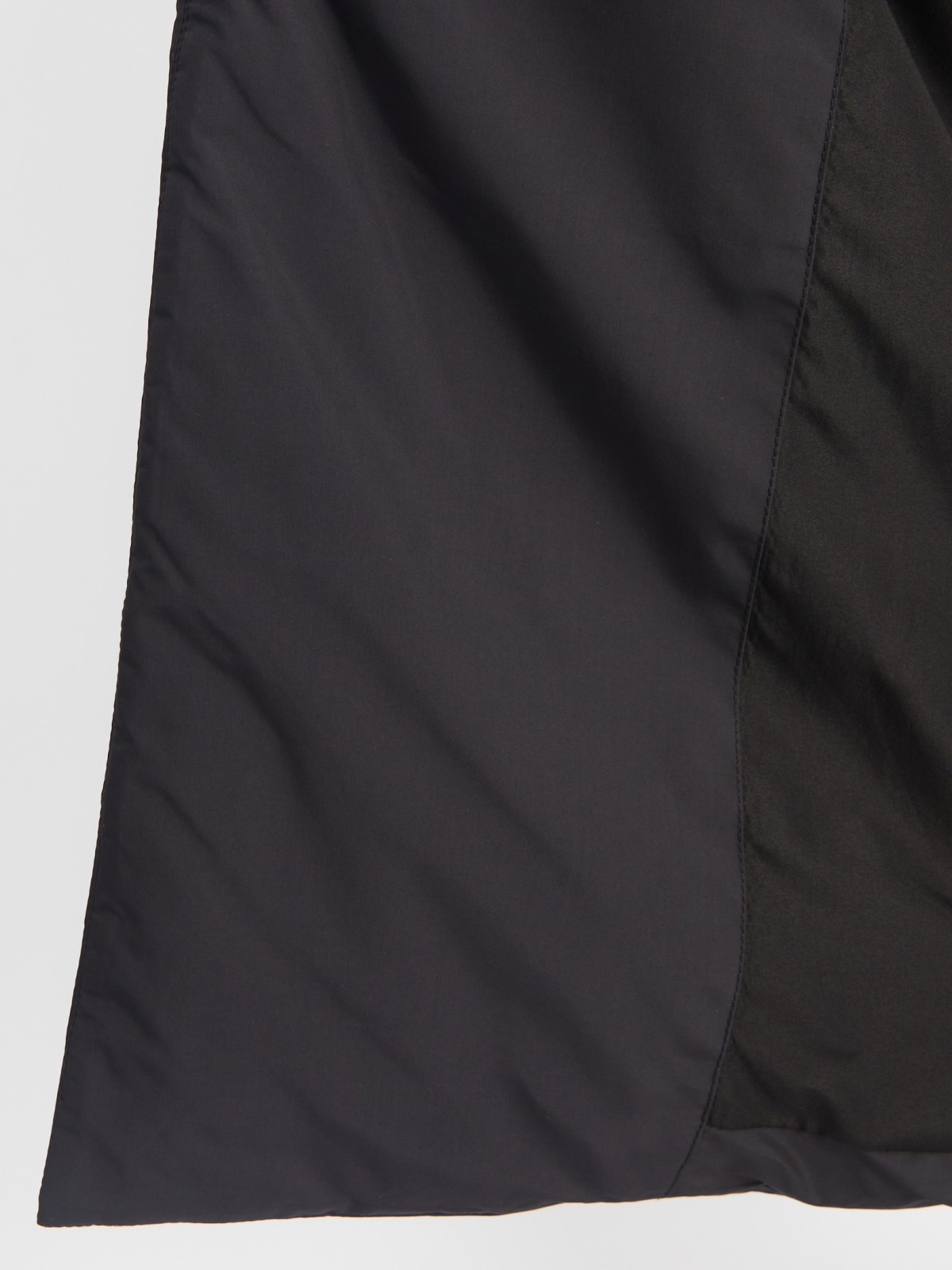 Тёплое пальто оверсайз силуэта на синтепоне с отложным воротником и поясом zolla 023335297244, цвет черный, размер L - фото 5