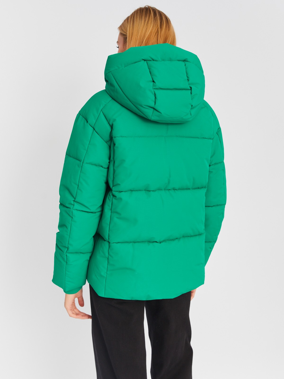 Тёплая стёганая куртка с капюшоном и удлинёнными внутренними манжетами zolla 023335112274, цвет зеленый, размер M - фото 6