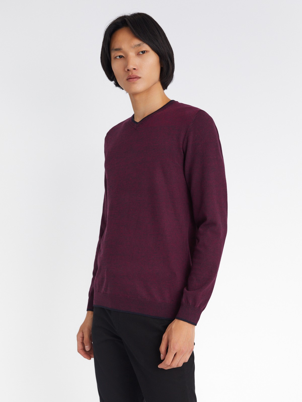 Тонкий трикотажный пуловер с треугольным вырезом и длинным рукавом zolla 213336165022, цвет бордо, размер M - фото 5
