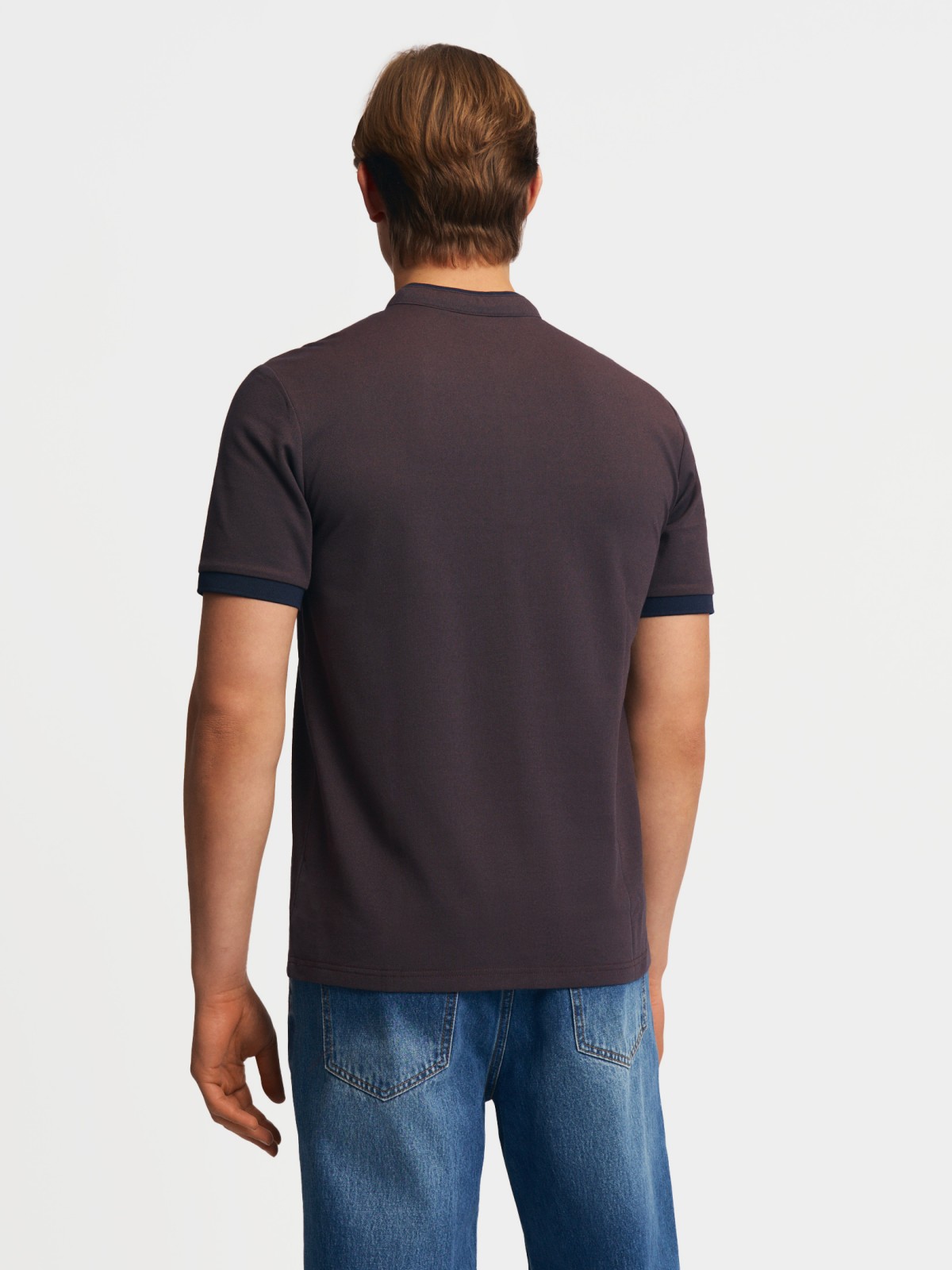 Футболка поло с воротником-стойкой