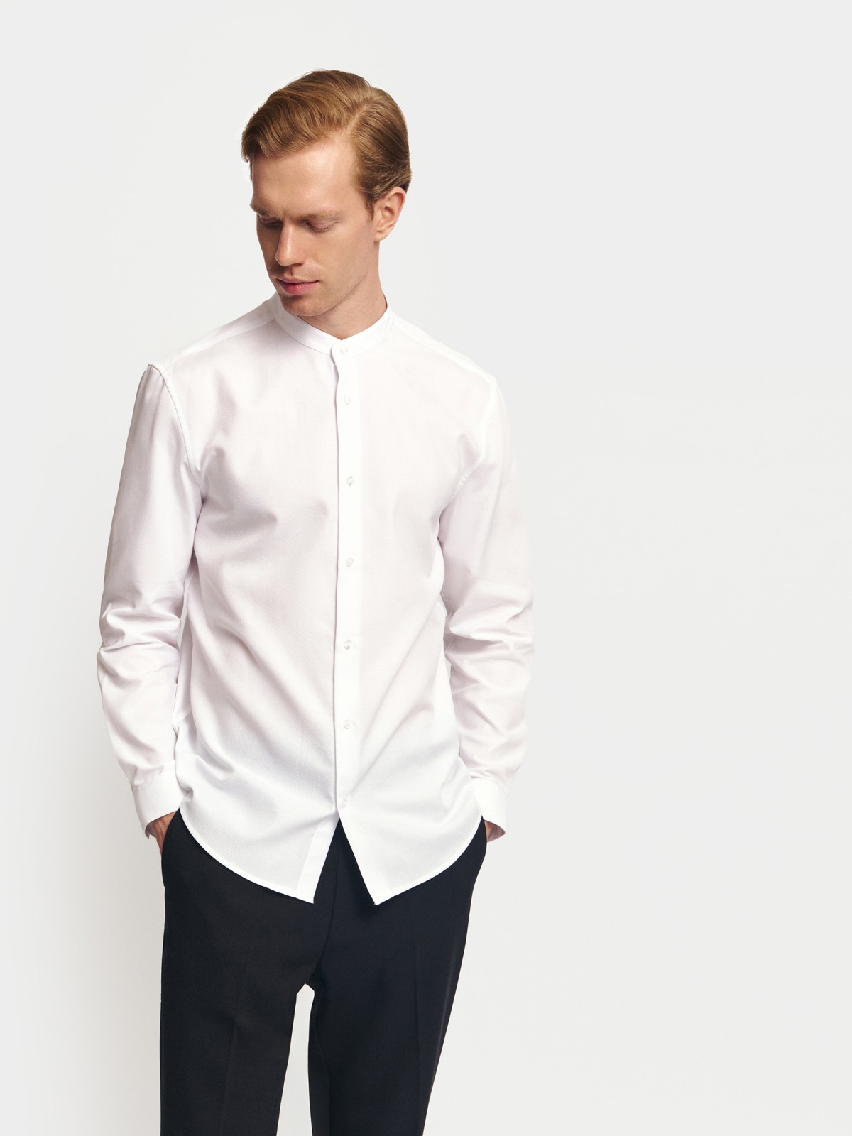 Офисная рубашка с воротником-стойкой и длинным рукавом