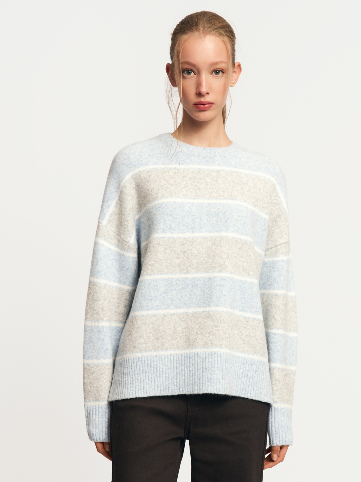 Вязаный джемпер с узором в полоску