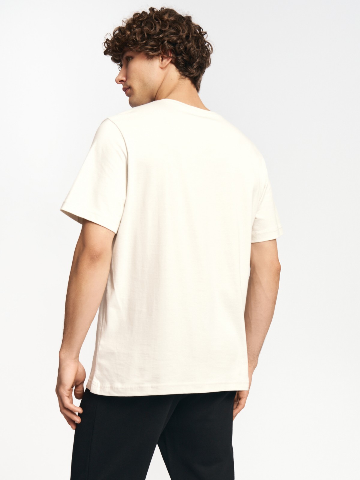 Футболка из хлопка с круглым вырезом