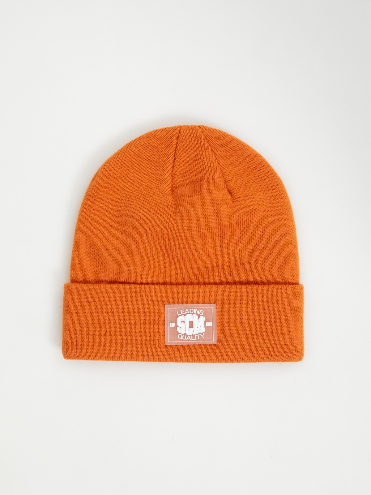 Трикотажная шапка-бини с отворотом