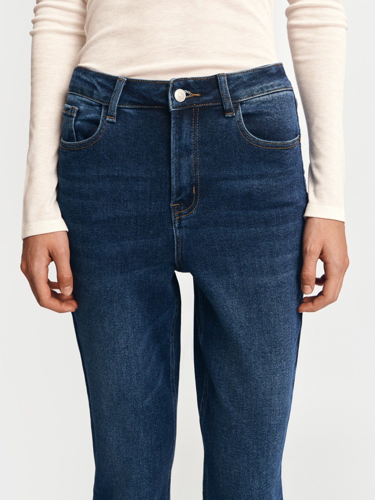 Джинсы силуэта Slim с высокой посадкой